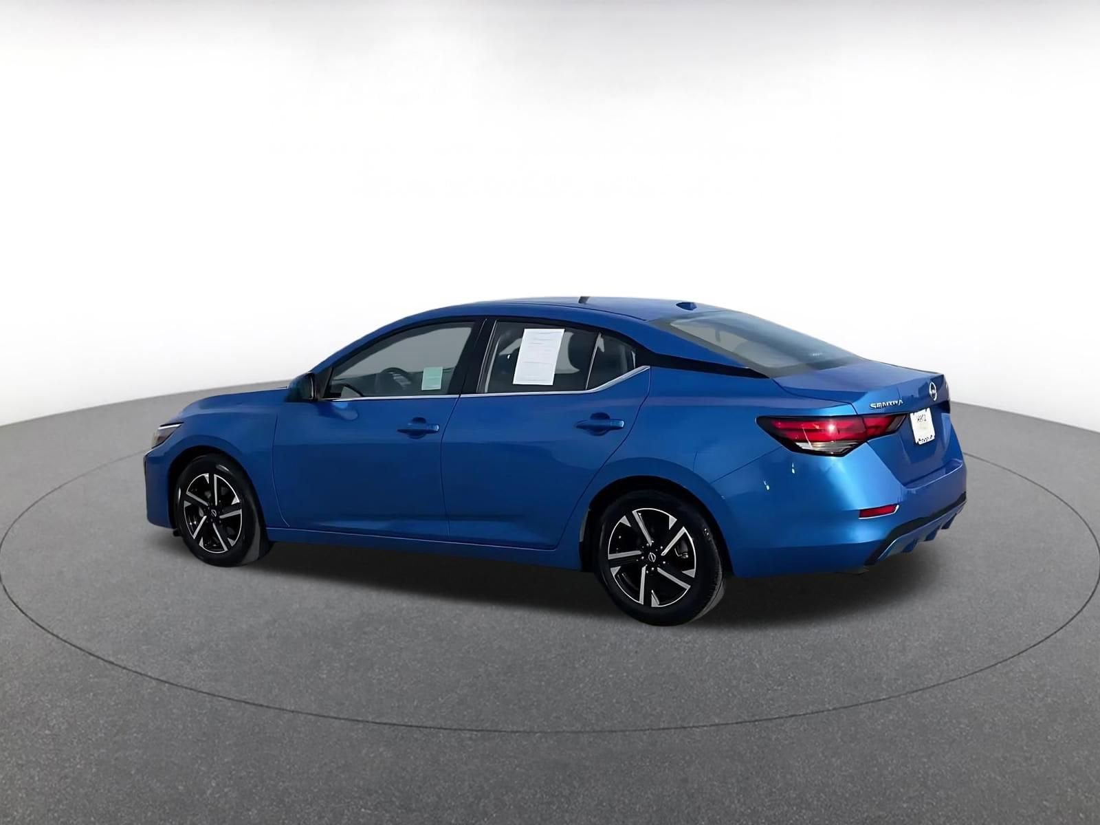 Thumbnail: 2025 Nissan Sentra - 10