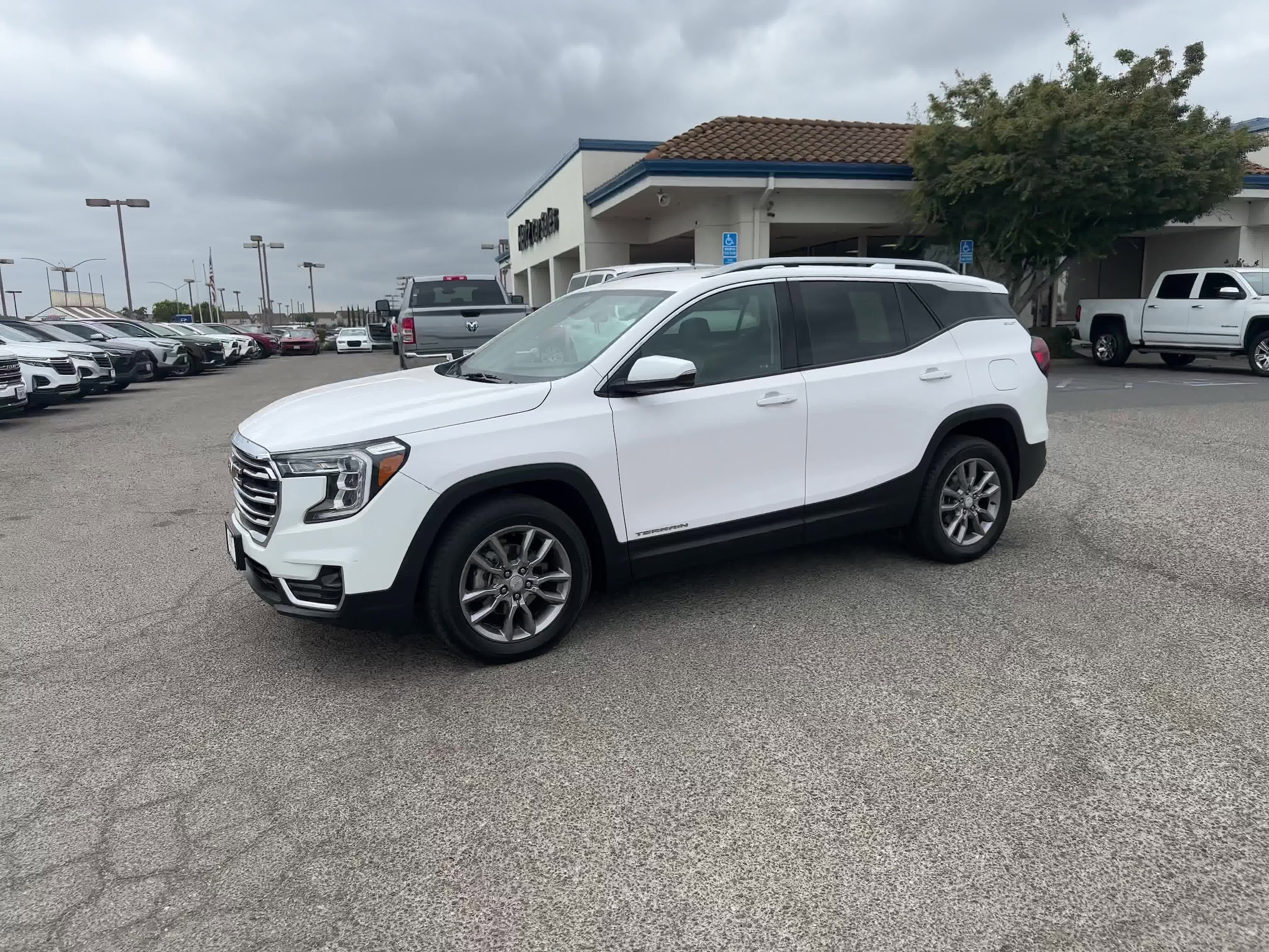 2022 GMC Terrain SLT 11