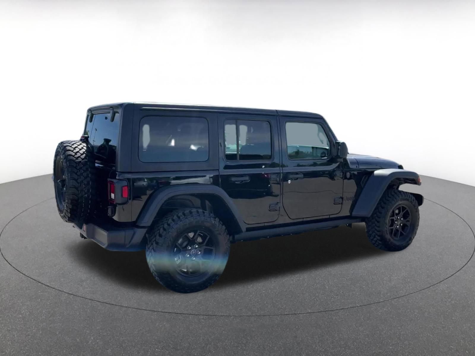 Thumbnail: 2025 Jeep Wrangler - 15