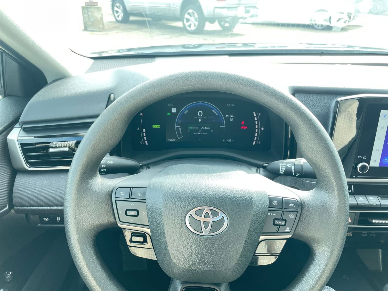 Thumbnail: 2025 Toyota Camry - 33