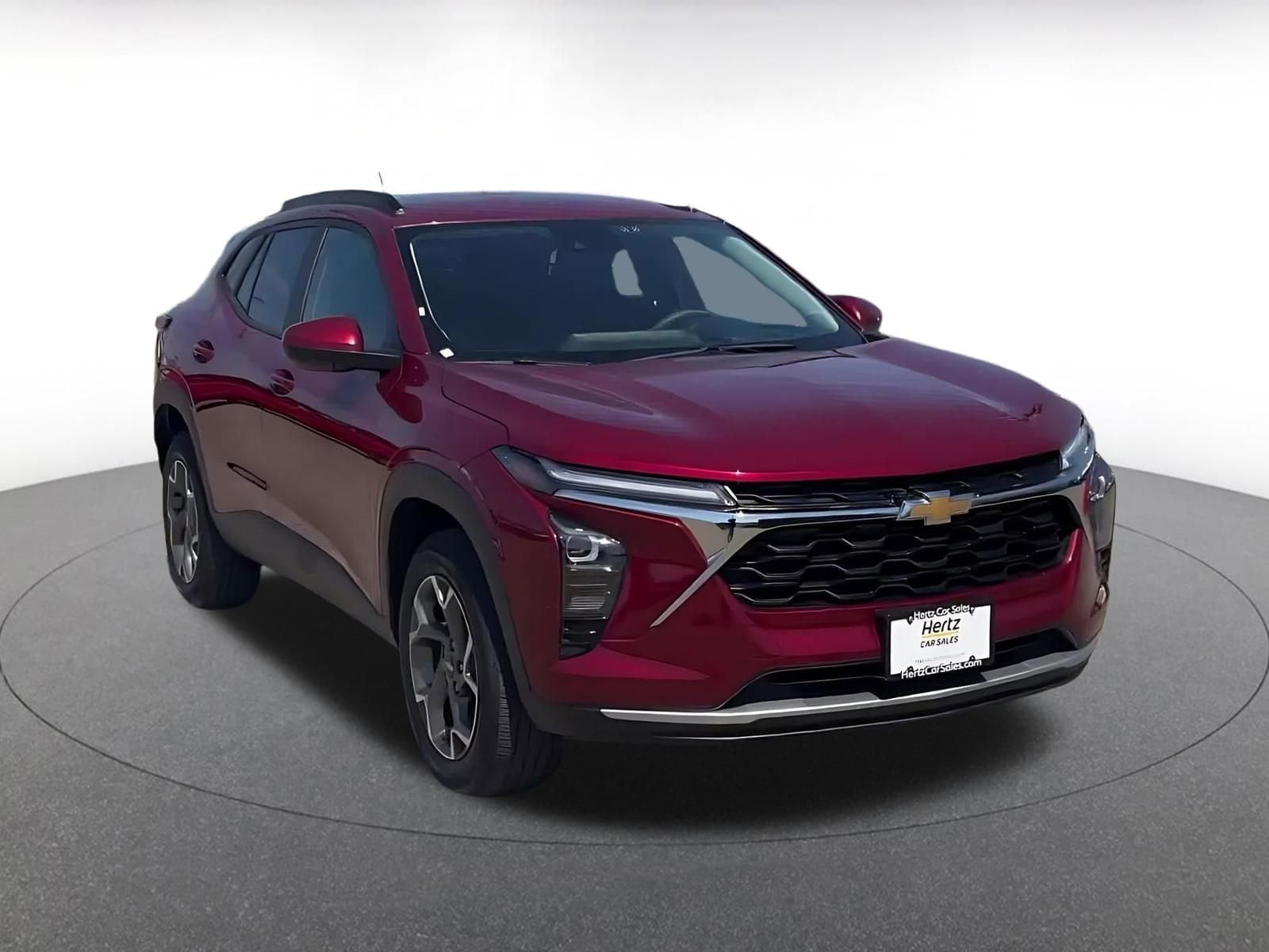 Thumbnail: 2025 Chevrolet Trax - 2