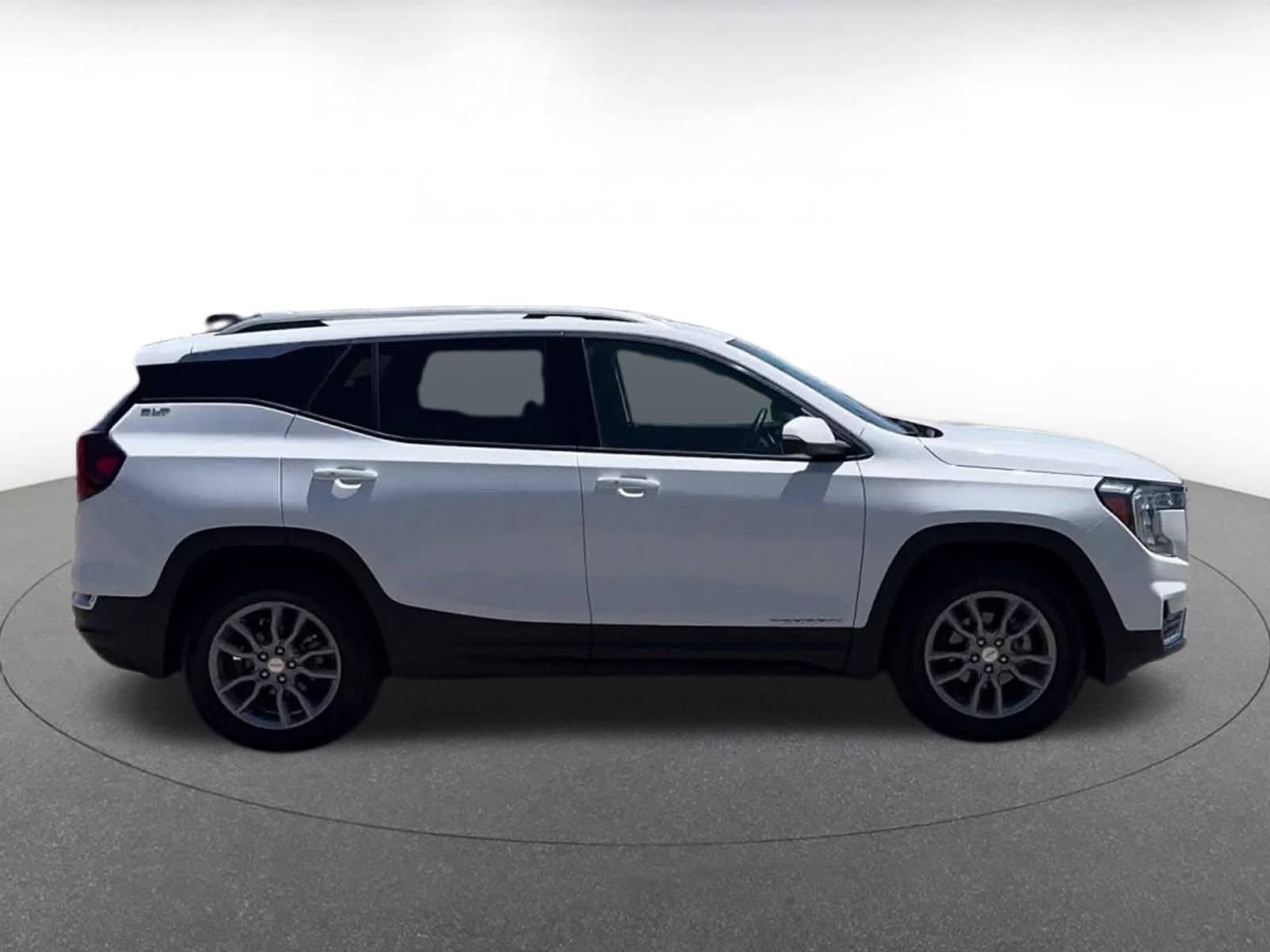 Thumbnail: 2024 GMC Terrain - 16