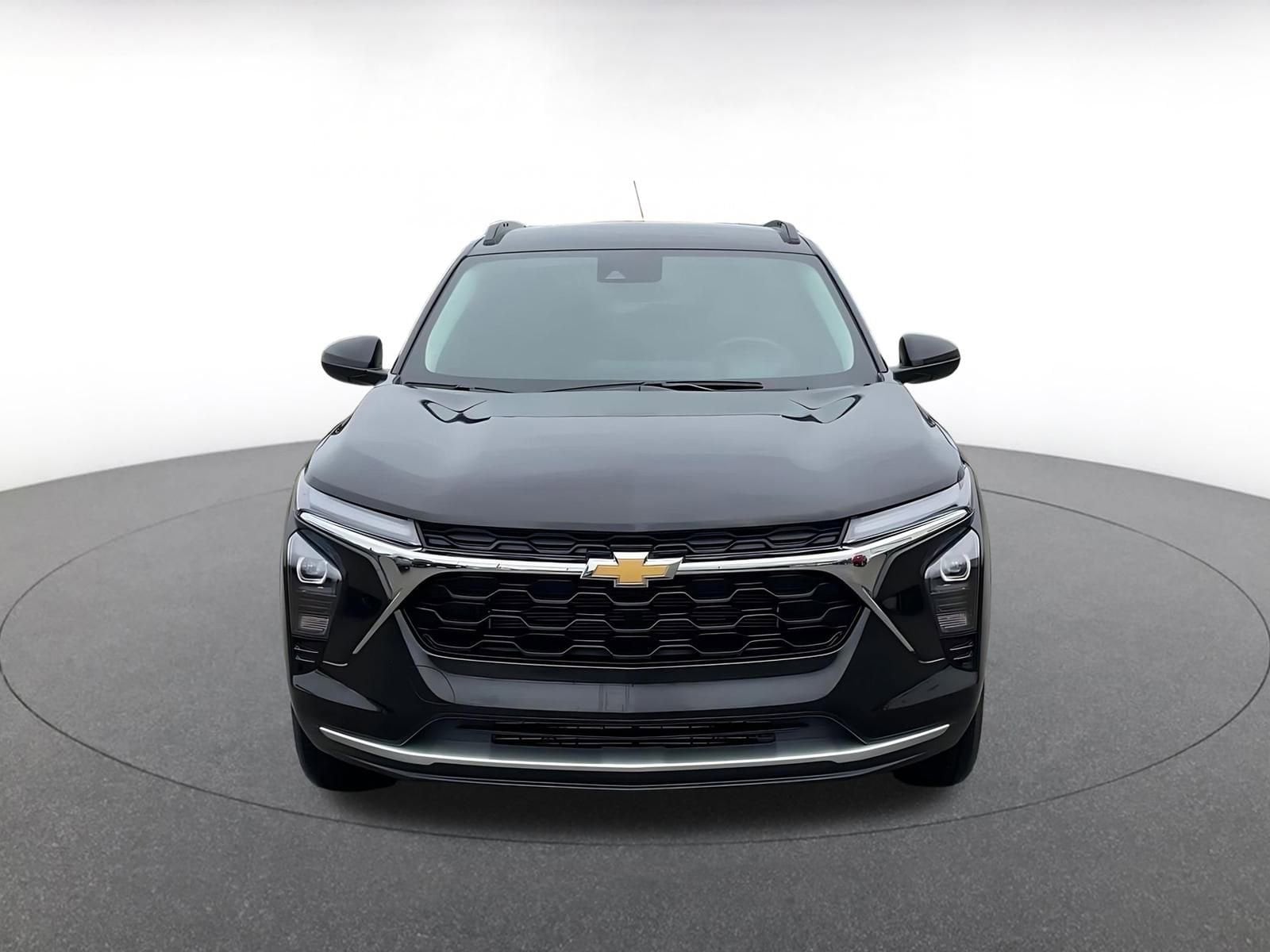 Thumbnail: 2025 Chevrolet Trax - 4