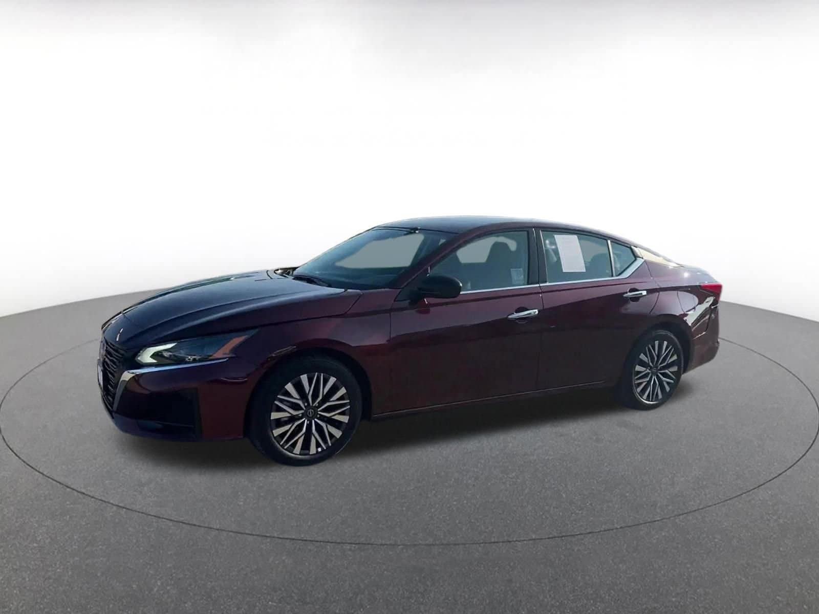 Thumbnail: 2025 Nissan Altima - 8