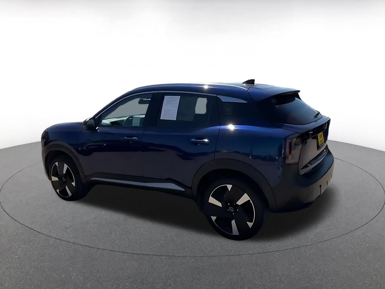 Thumbnail: 2026 Nissan Kicks - 9