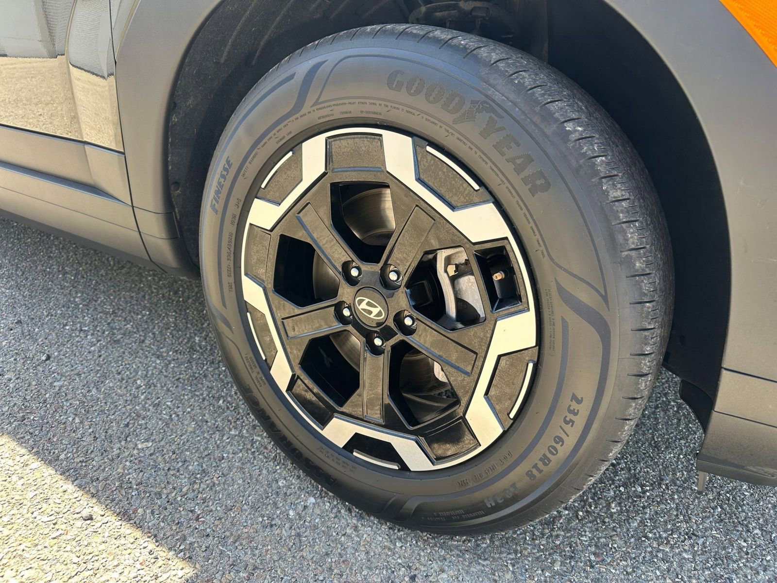 Thumbnail: 2025 Hyundai Santa Fe - 32