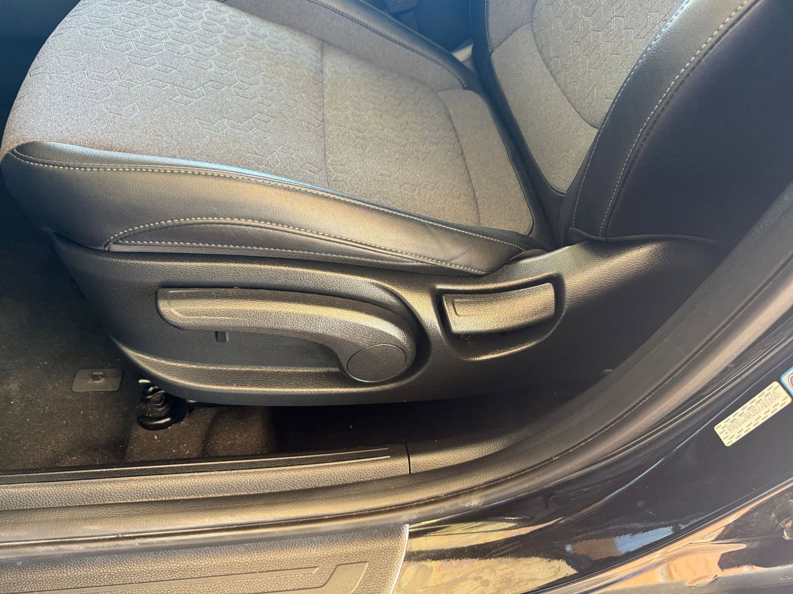 Thumbnail: 2025 Kia Seltos - 22