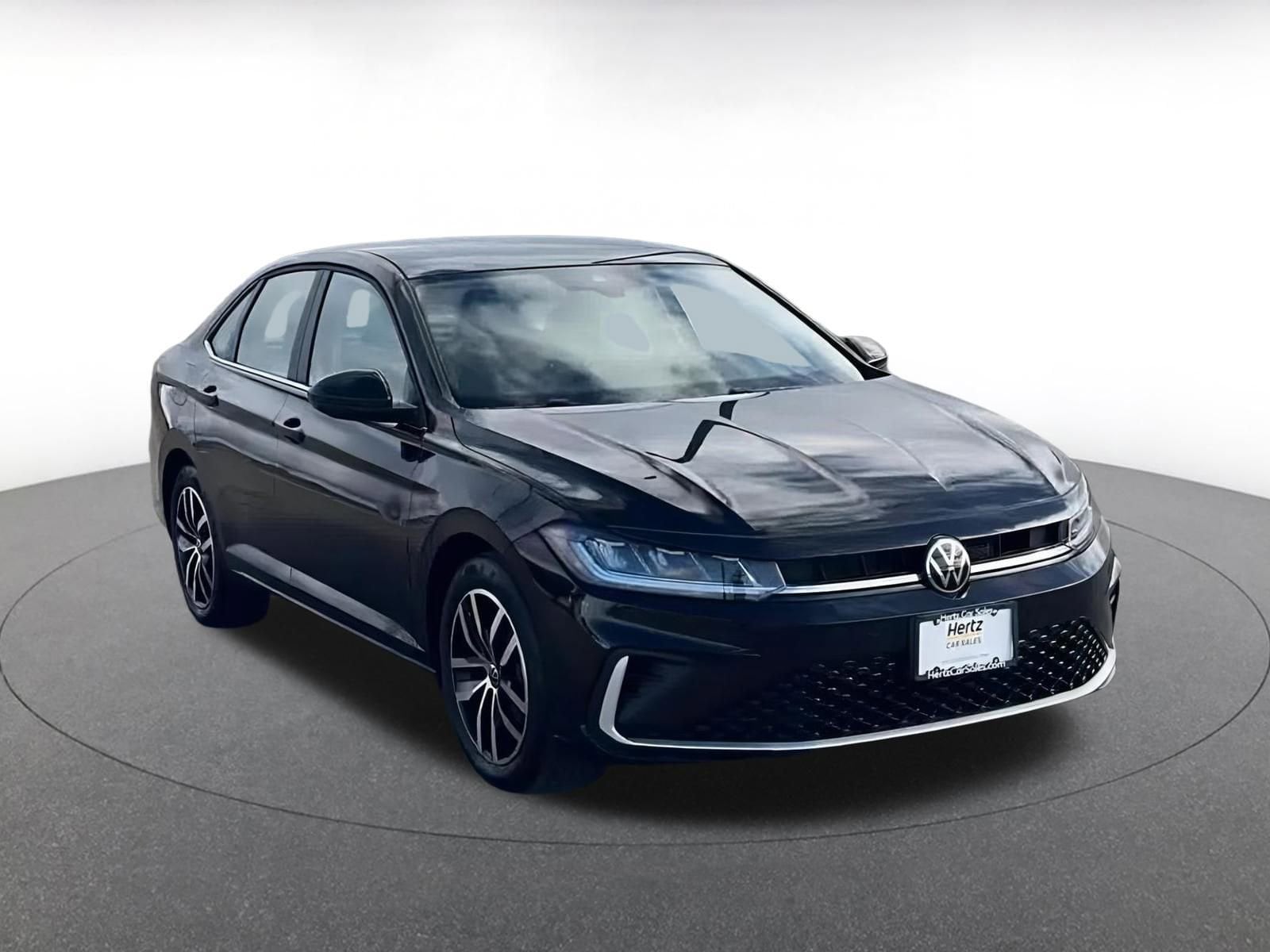 Thumbnail: 2025 Volkswagen Jetta - 3