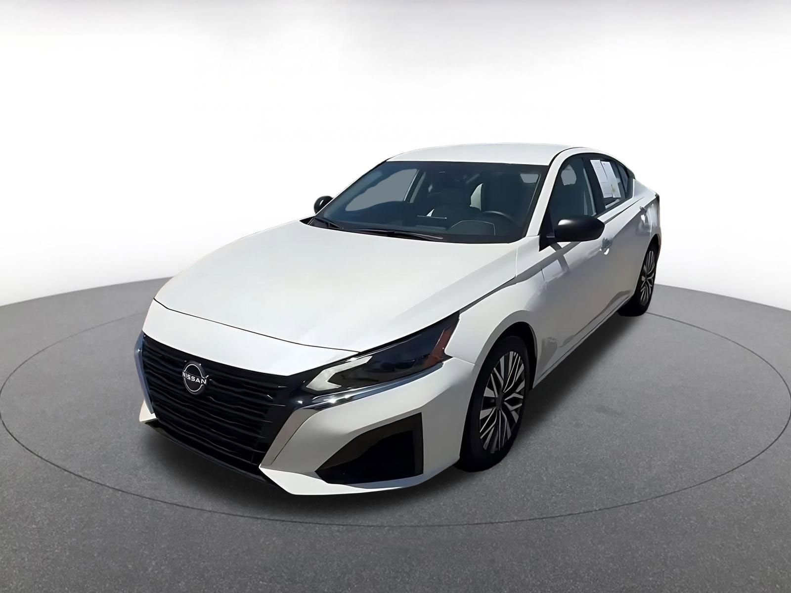 Thumbnail: 2025 Nissan Altima - 7