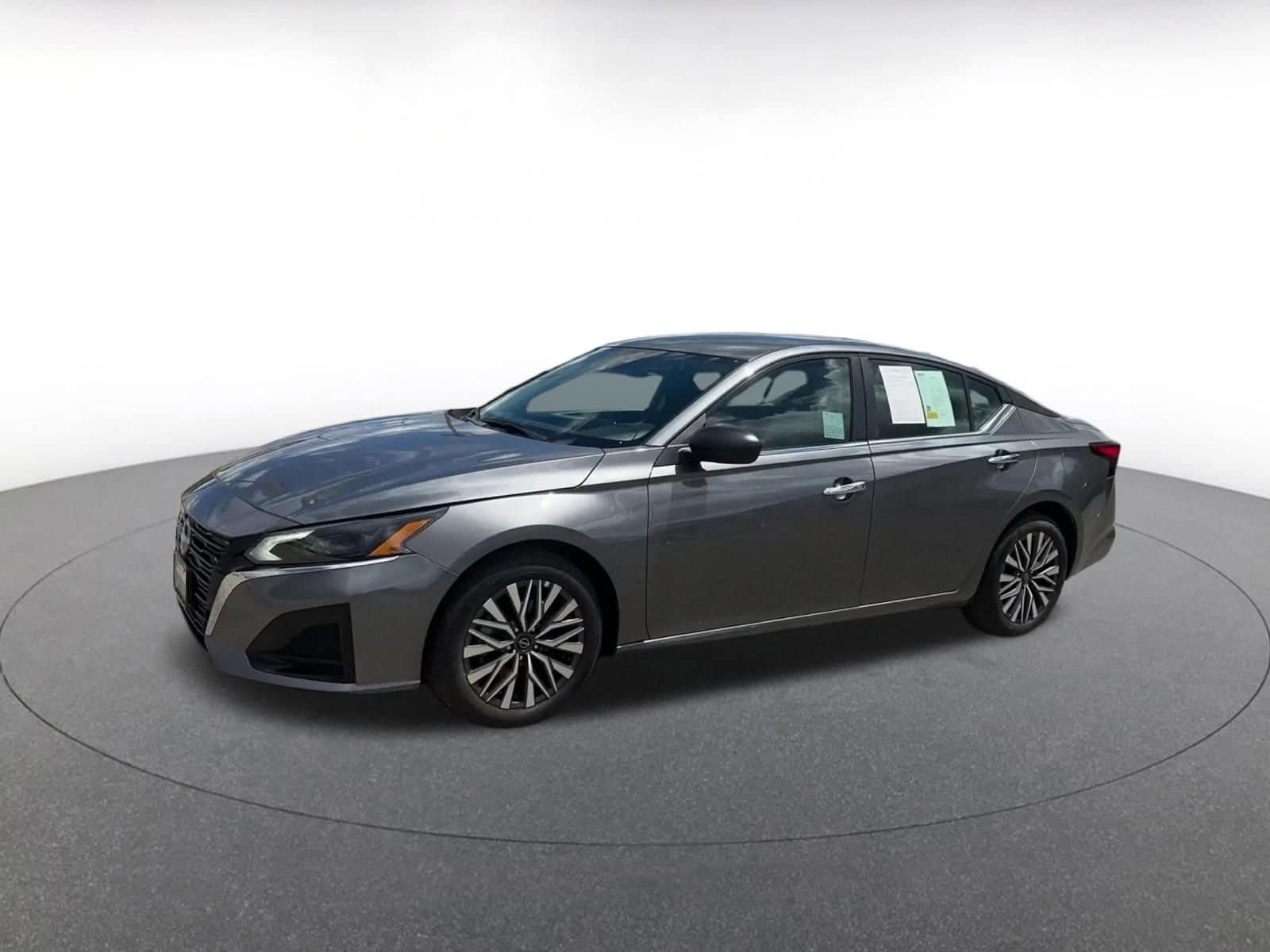 Thumbnail: 2025 Nissan Altima - 8