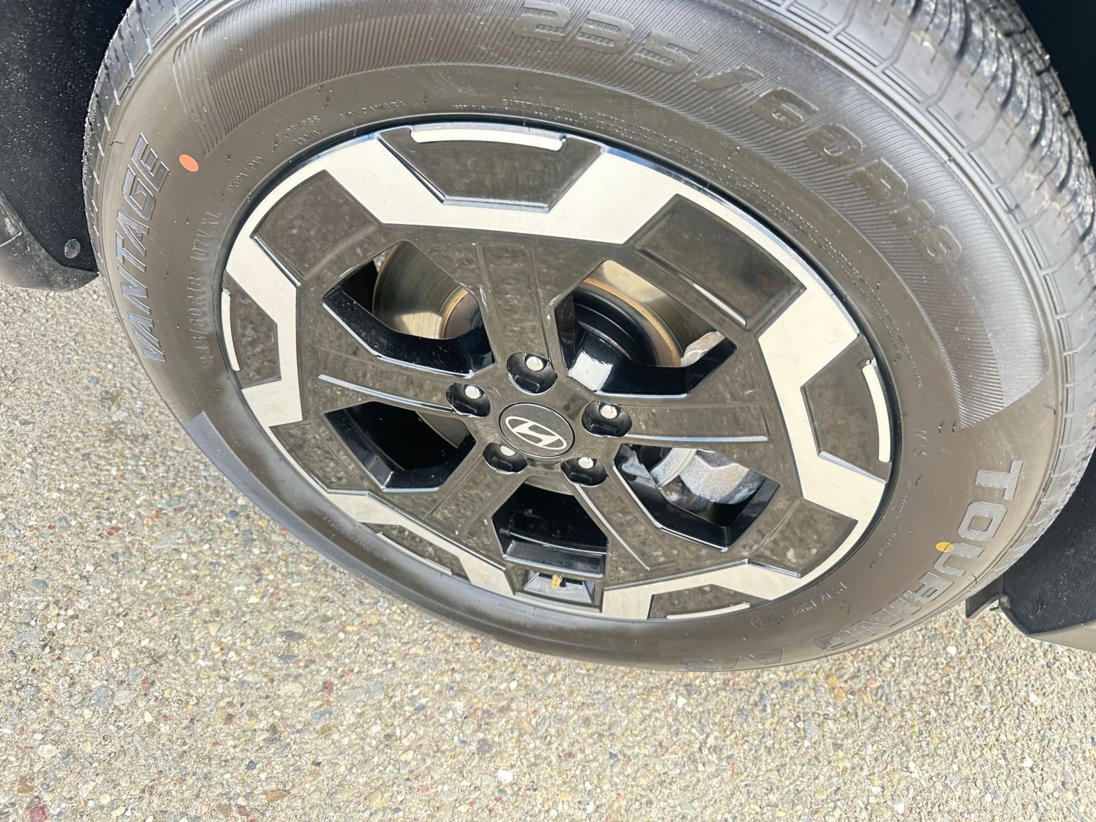 Thumbnail: 2025 Hyundai Santa Fe - 32