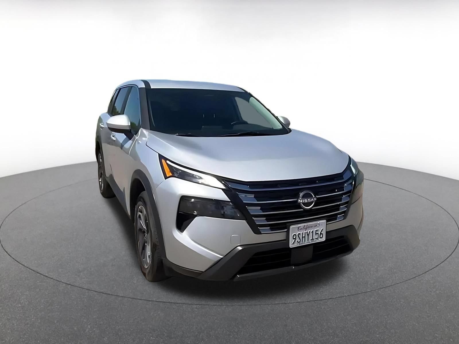 Thumbnail: 2025 Nissan Rogue - 3