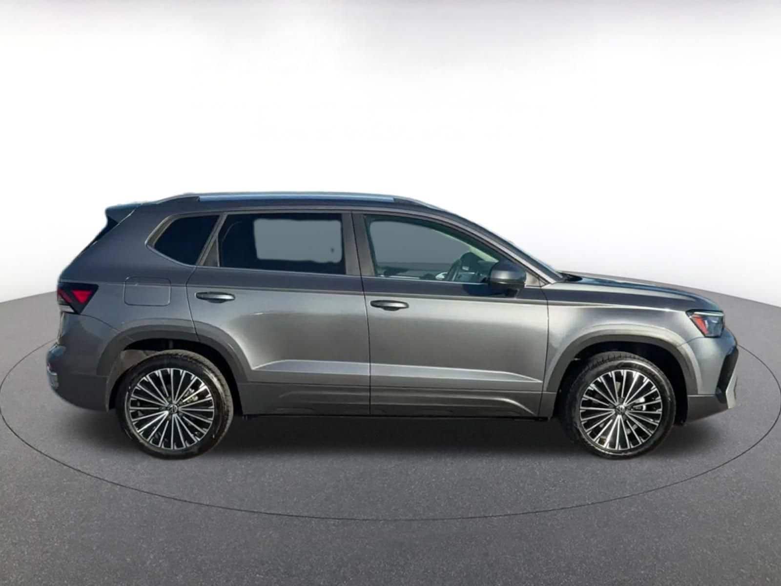 Thumbnail: 2026 Volkswagen Taos - 14