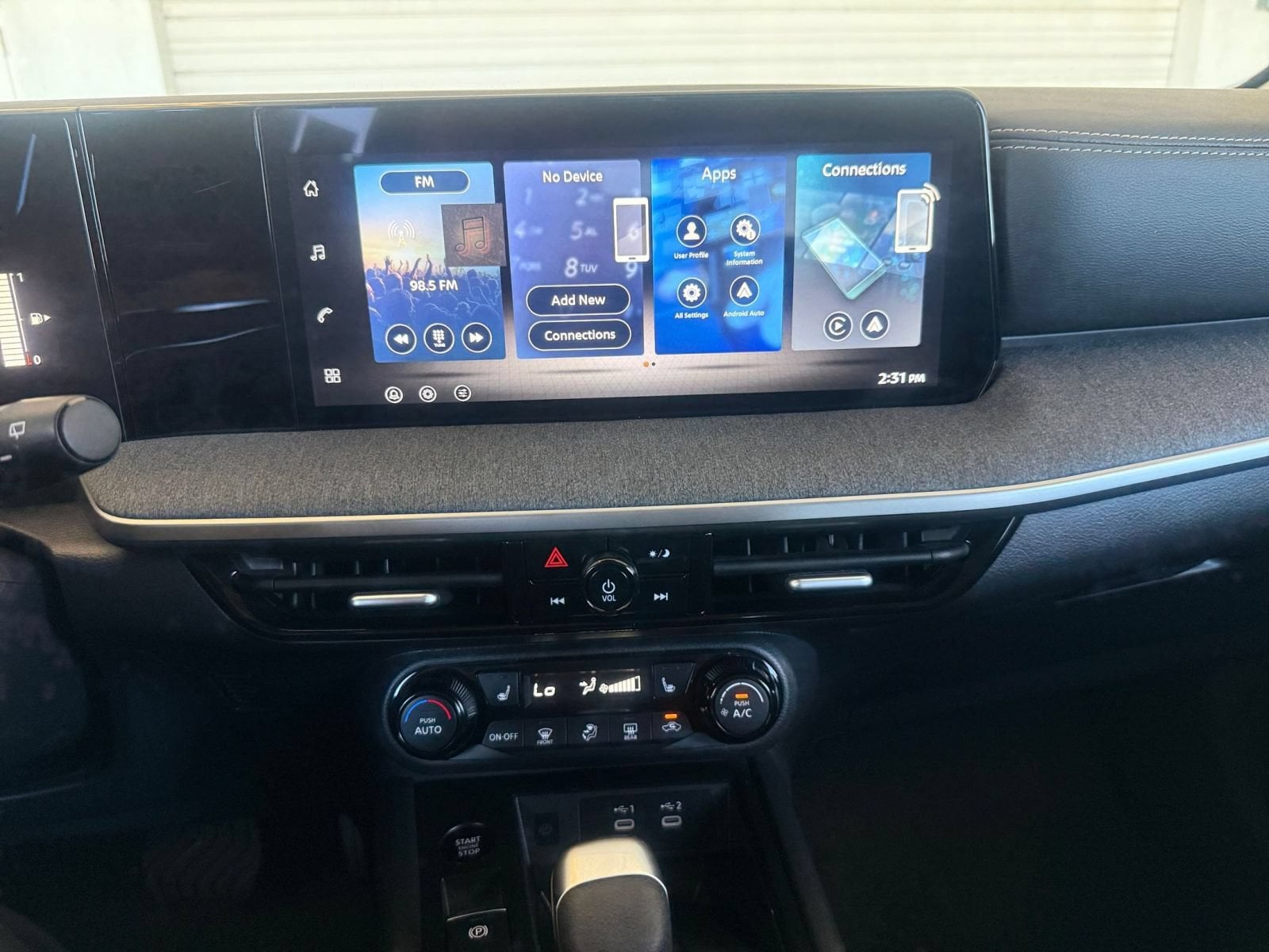 Thumbnail: 2026 Nissan Kicks - 16