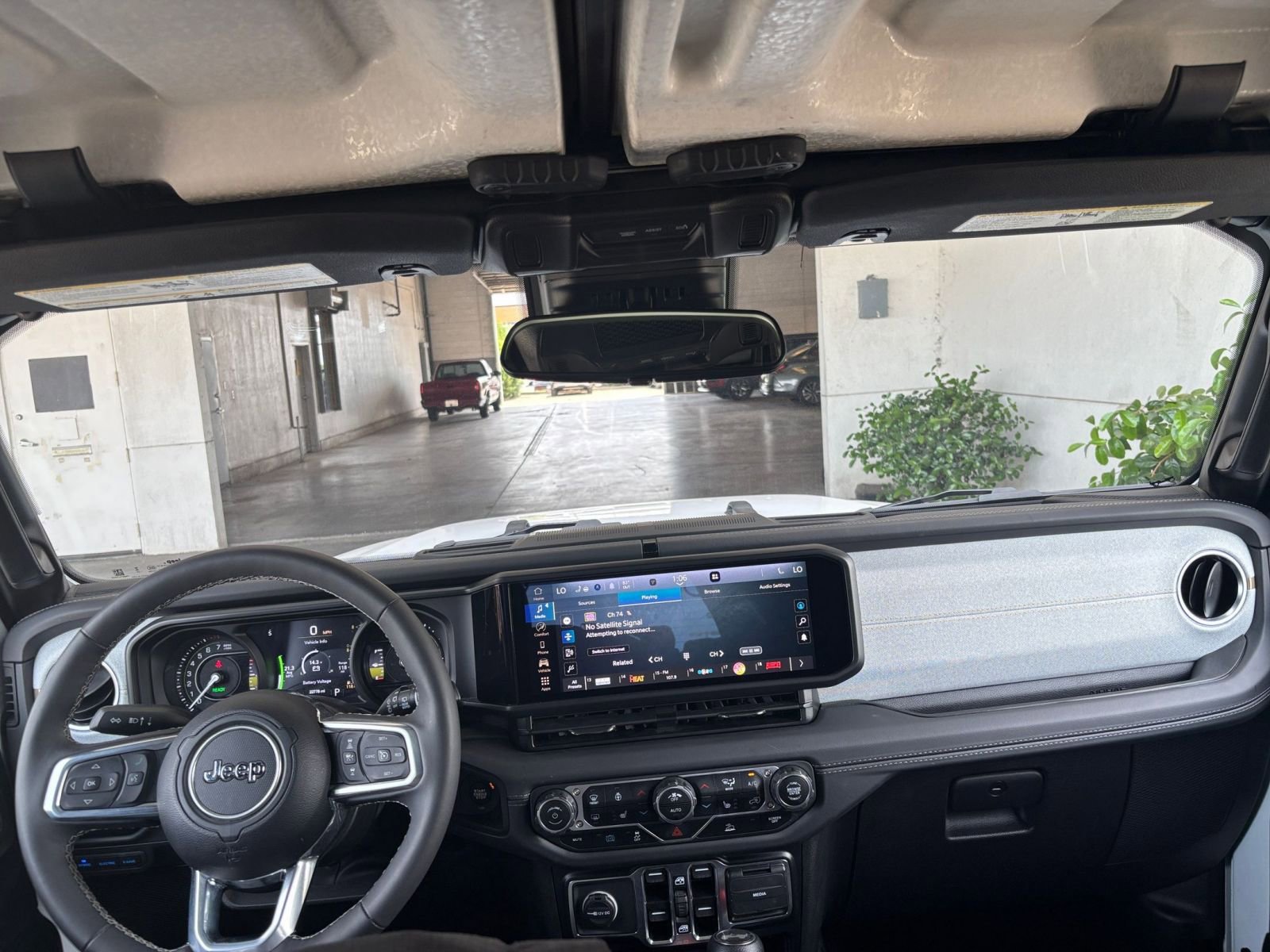 Thumbnail: 2025 Jeep Wrangler - 35