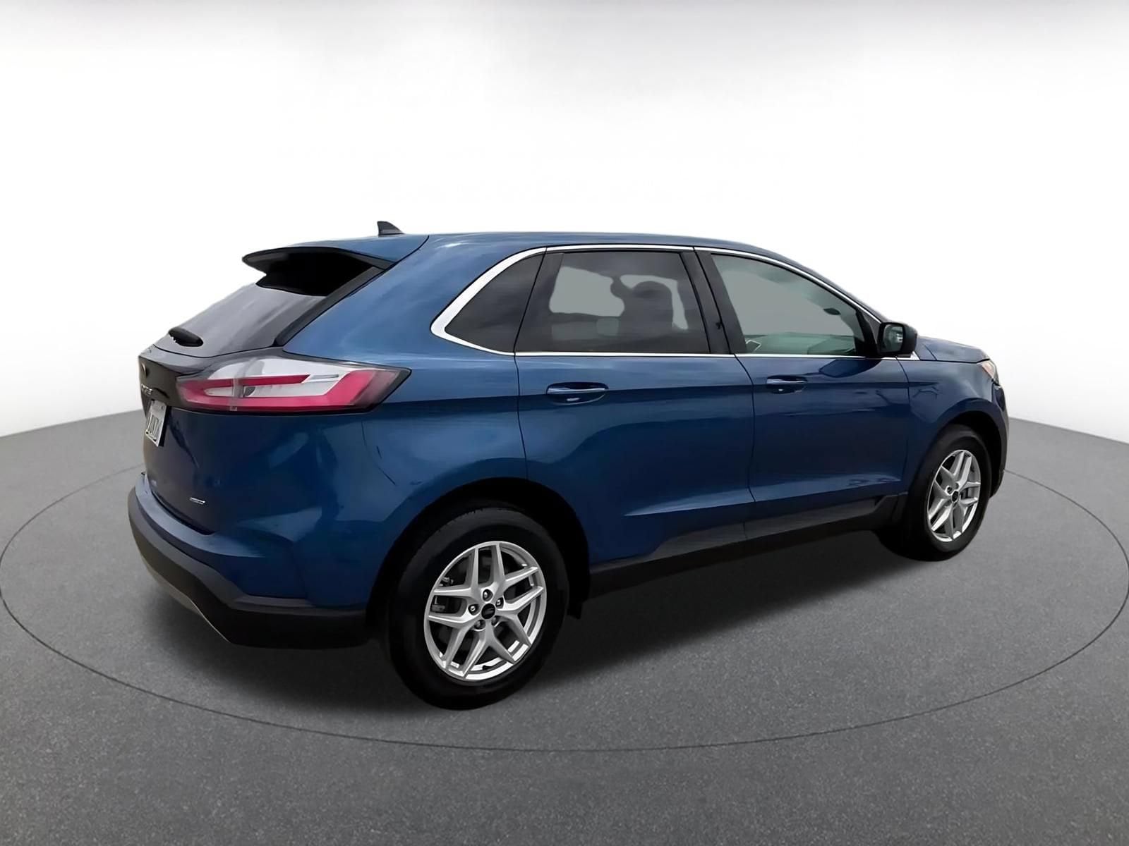 Thumbnail: 2024 Ford Edge - 14