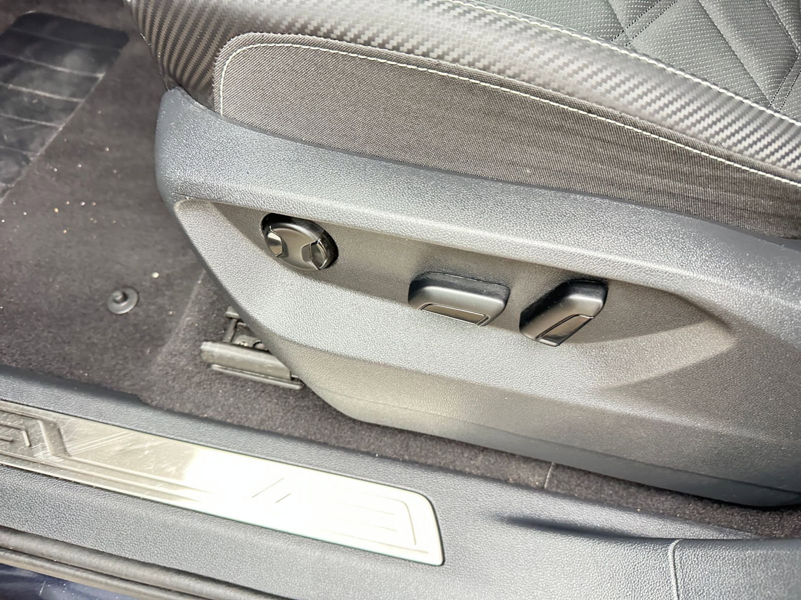 Thumbnail: 2025 Volkswagen Atlas - 23