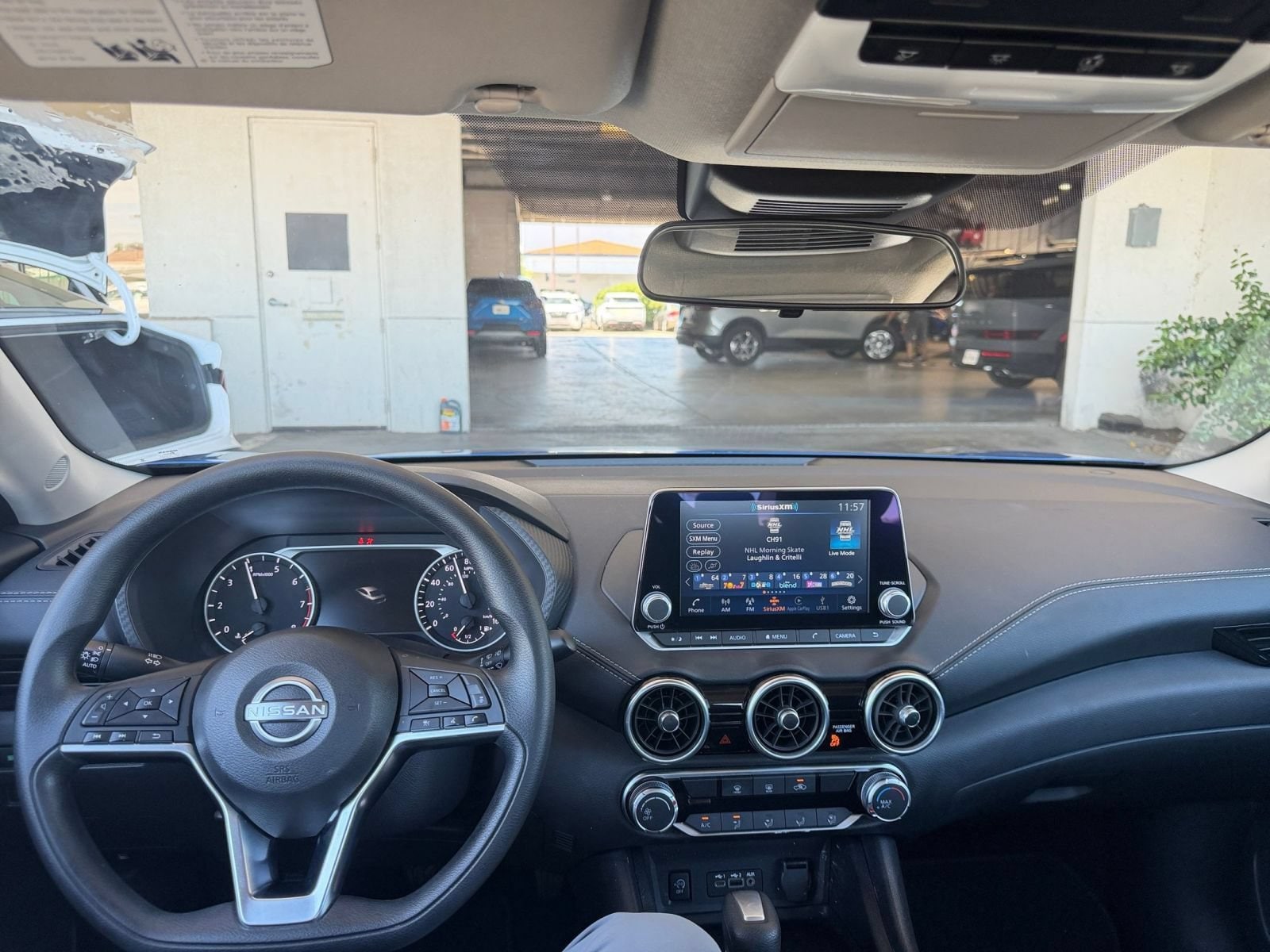 Thumbnail: 2025 Nissan Sentra - 33