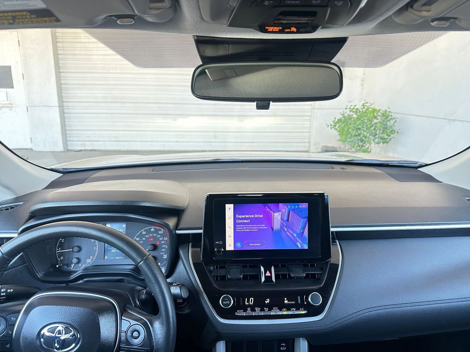 Thumbnail: 2025 Toyota Corolla Cross - 33