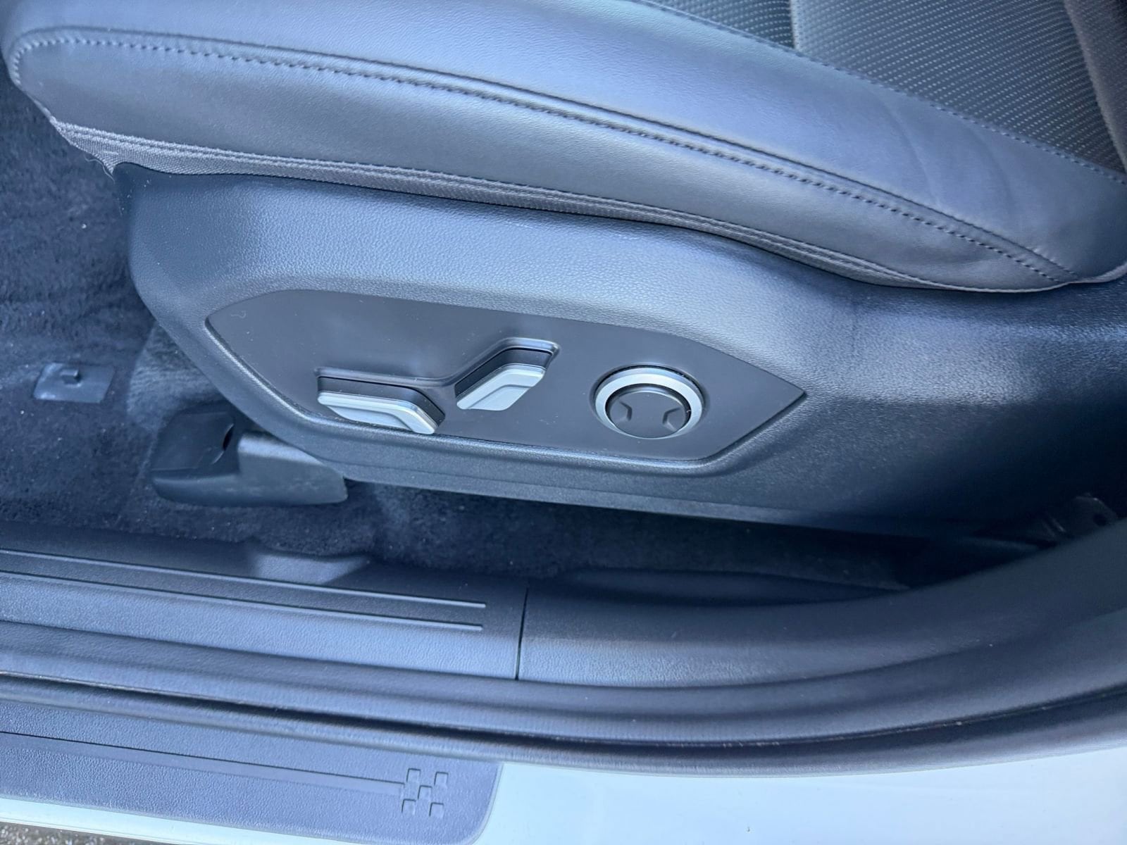 Thumbnail: 2025 Hyundai Santa Fe - 22