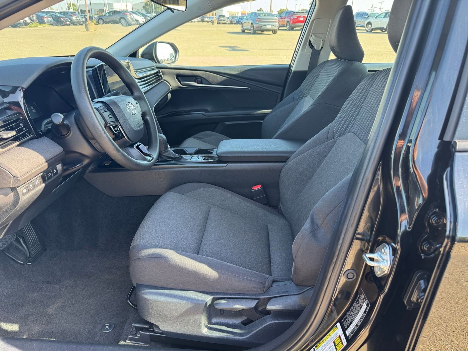 Thumbnail: 2025 Toyota Camry - 27