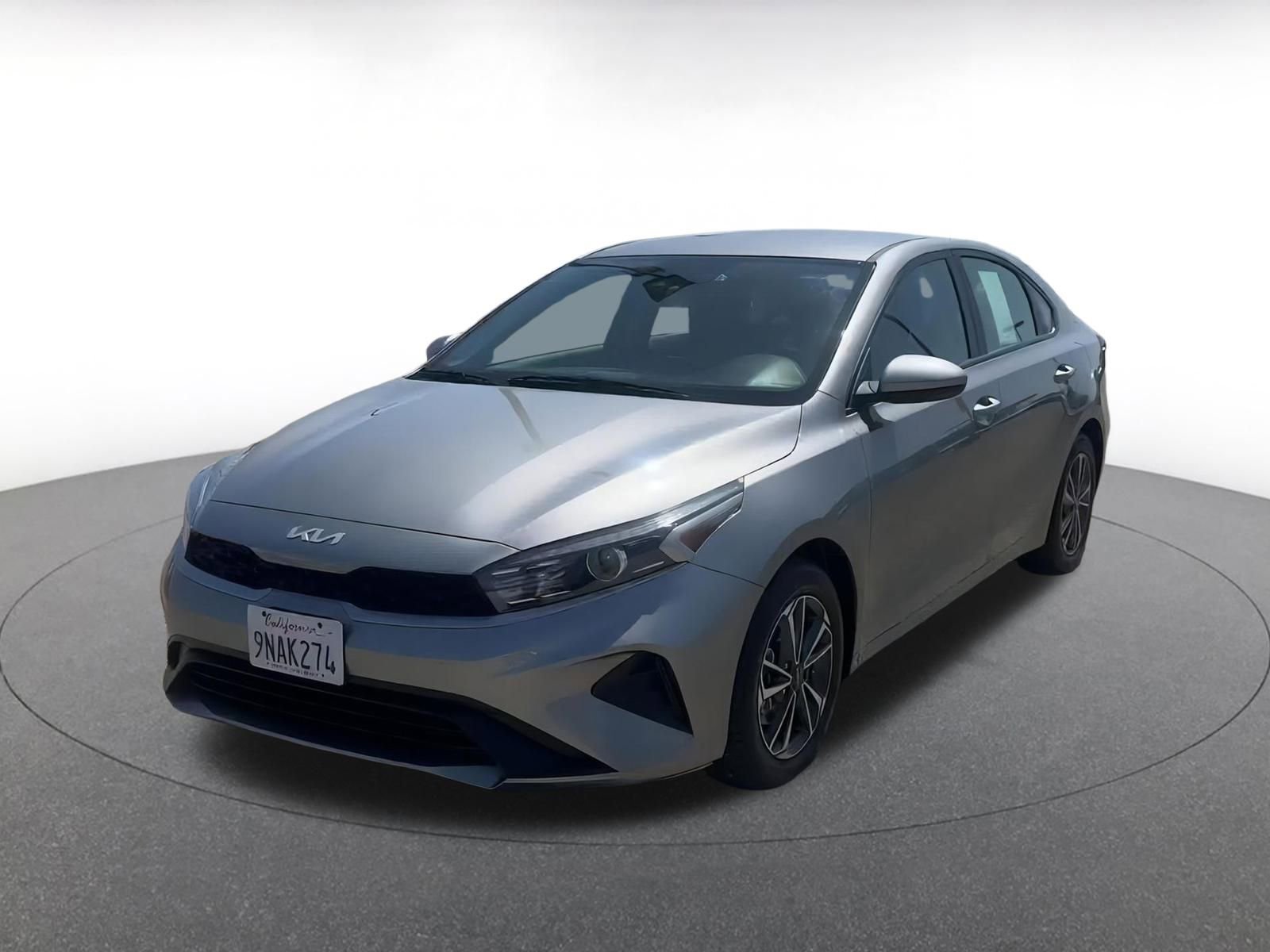 Thumbnail: 2024 Kia Forte - 6