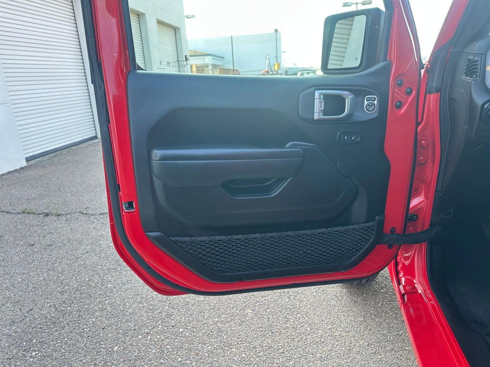 Thumbnail: 2025 Jeep Wrangler - 20