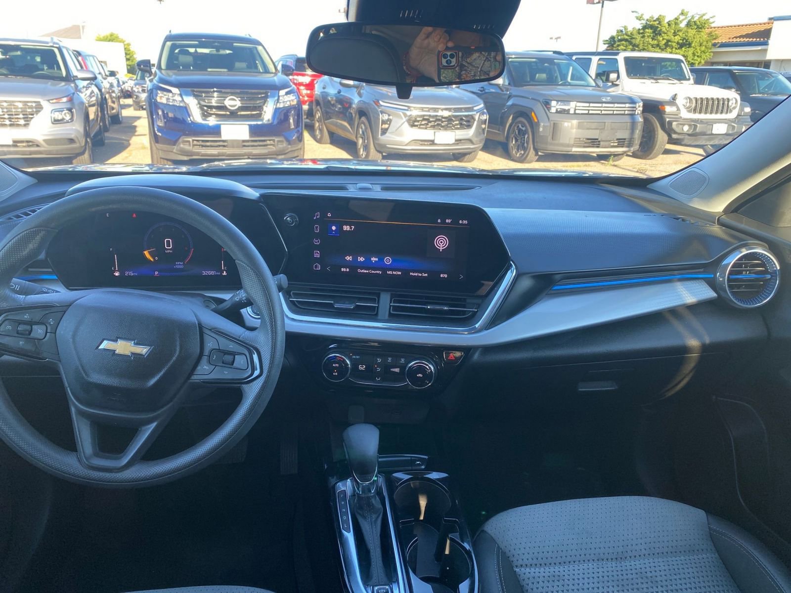 Thumbnail: 2025 Chevrolet Trax - 34