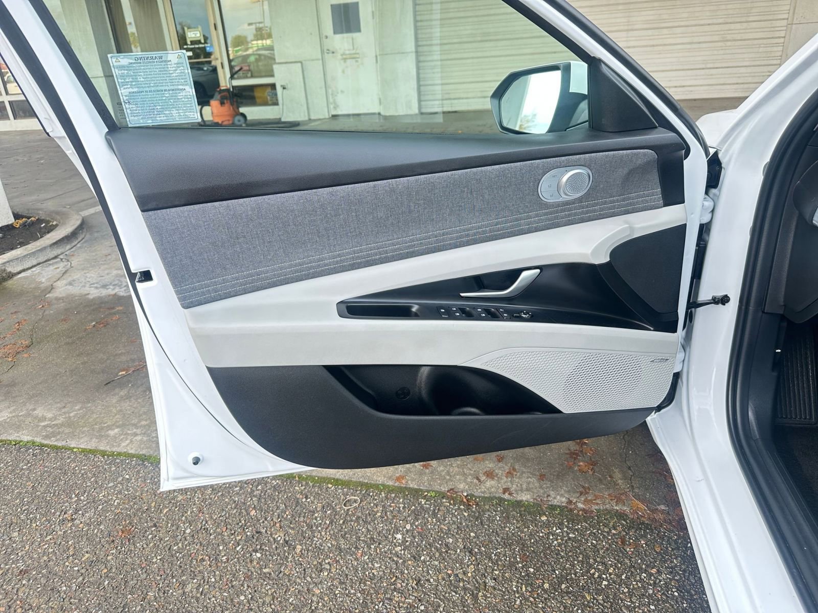 Thumbnail: 2025 Hyundai Elantra - 20