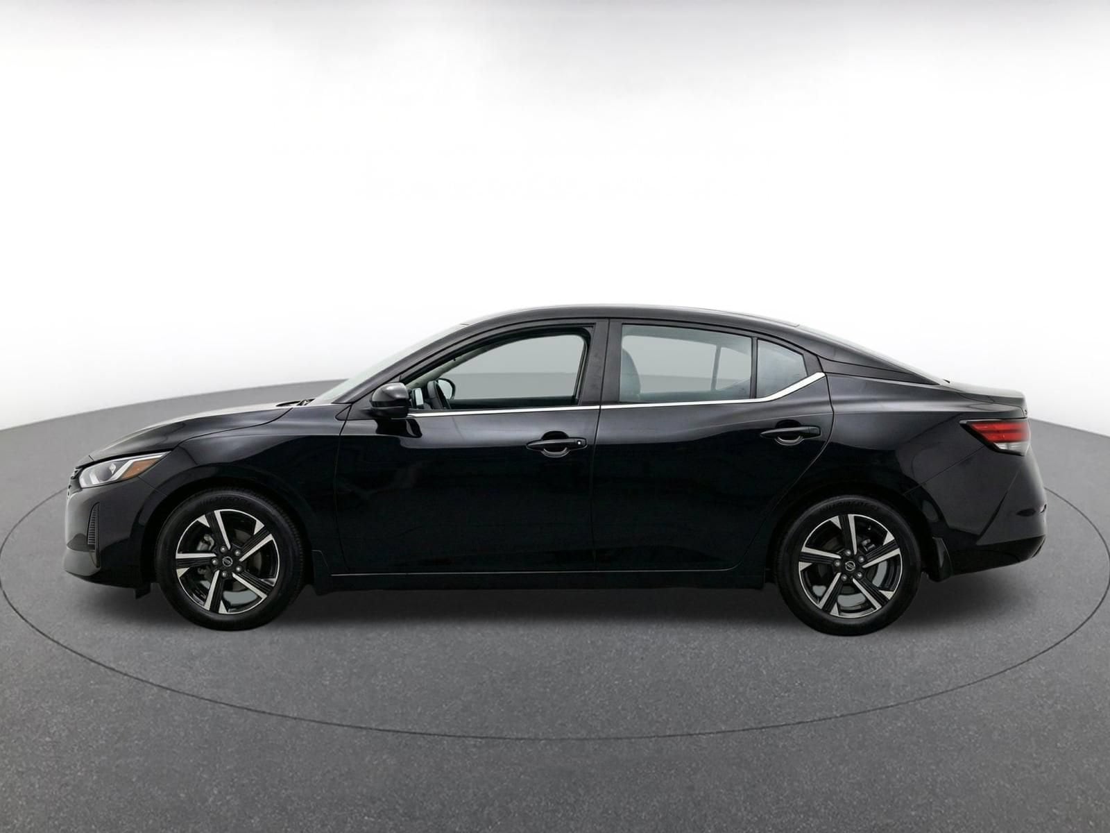 Thumbnail: 2025 Nissan Sentra - 4