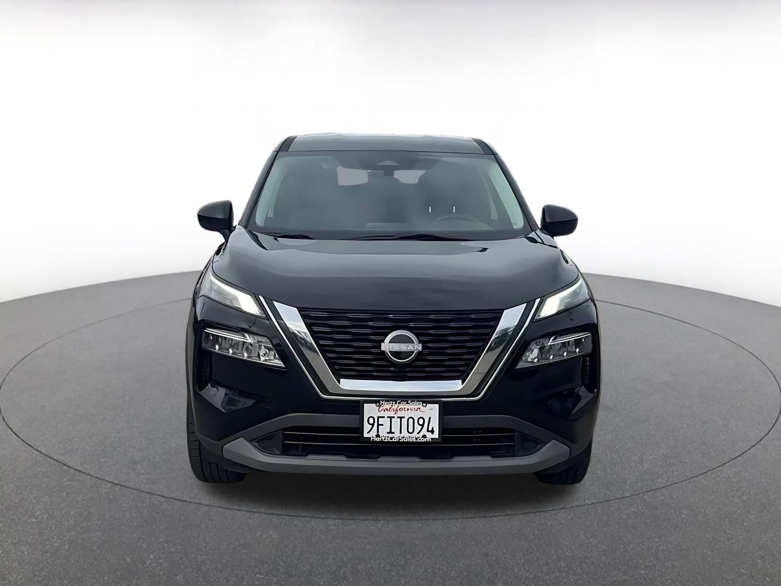 Thumbnail: 2023 Nissan Rogue - 4