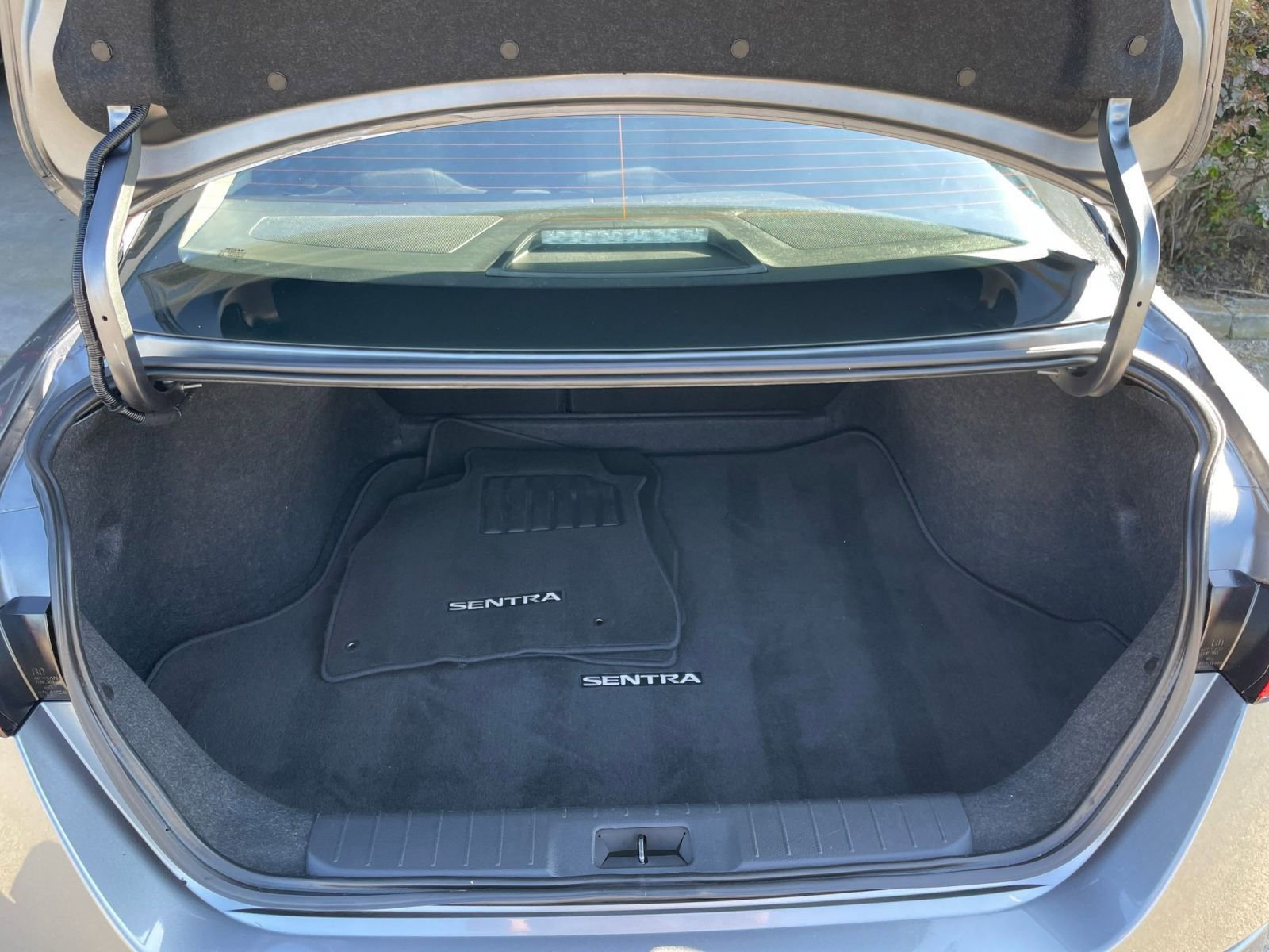 Thumbnail: 2025 Nissan Sentra - 30