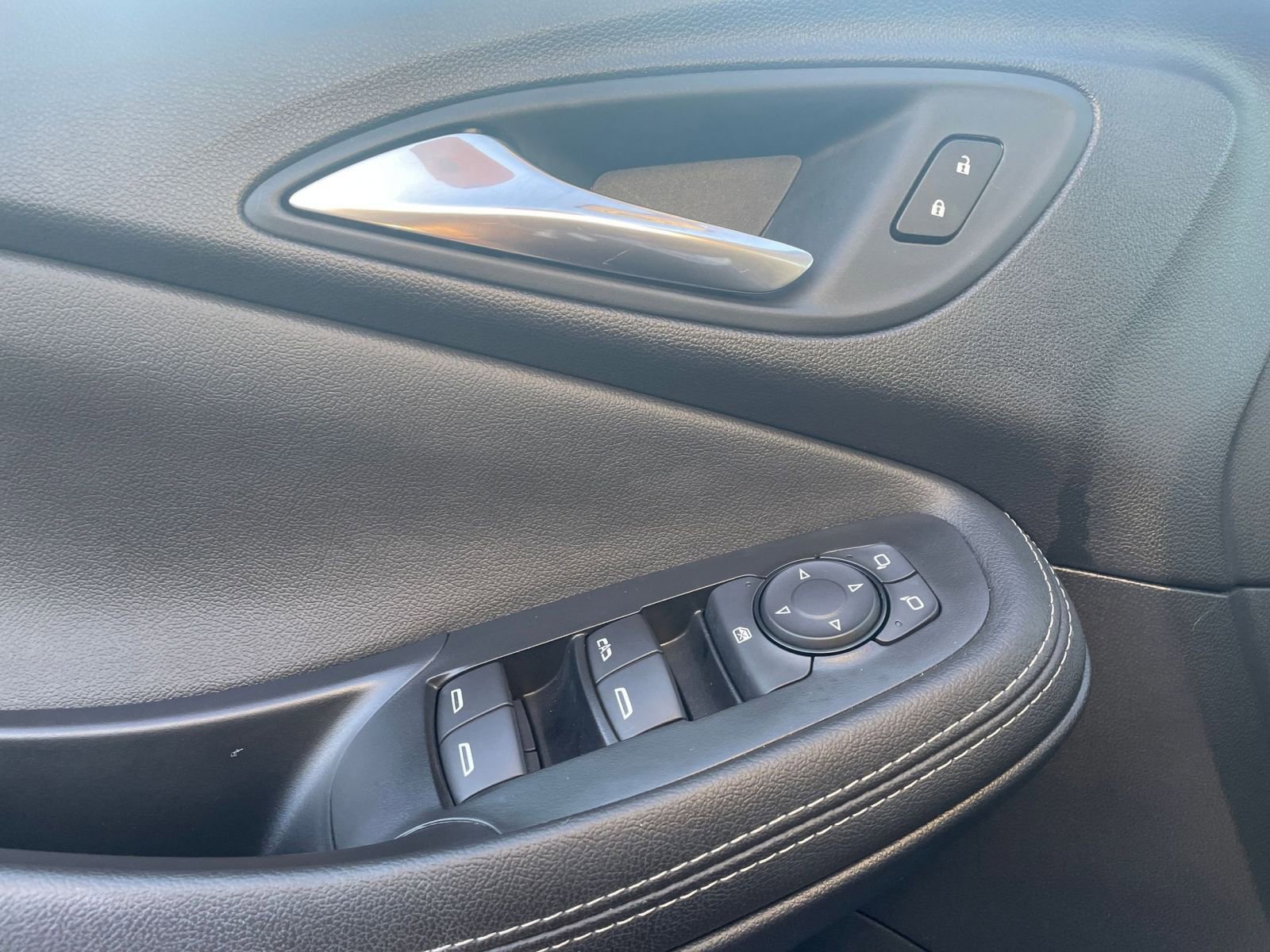 Thumbnail: 2025 Buick Encore GX - 20