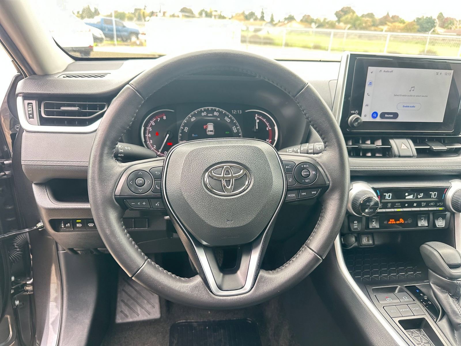 Thumbnail: 2025 Toyota RAV4 - 28