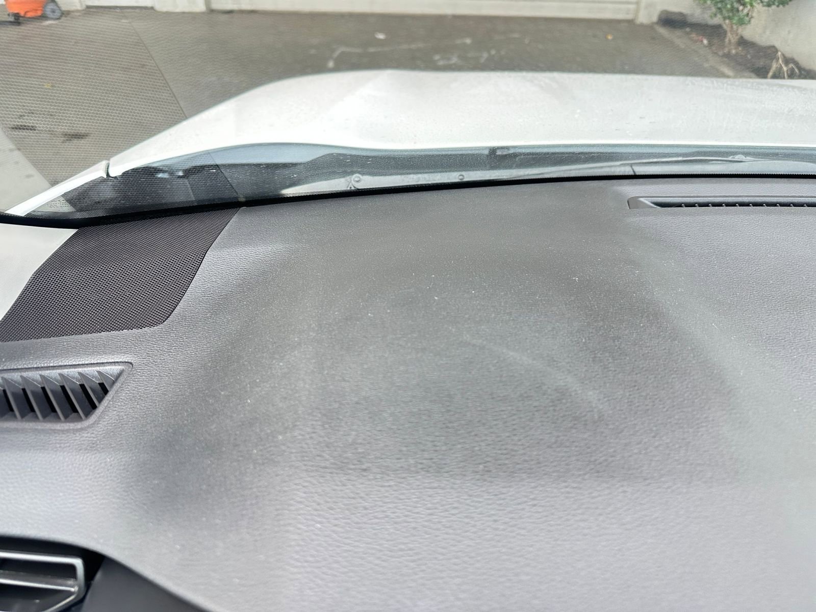 Thumbnail: 2025 Toyota RAV4 - 34