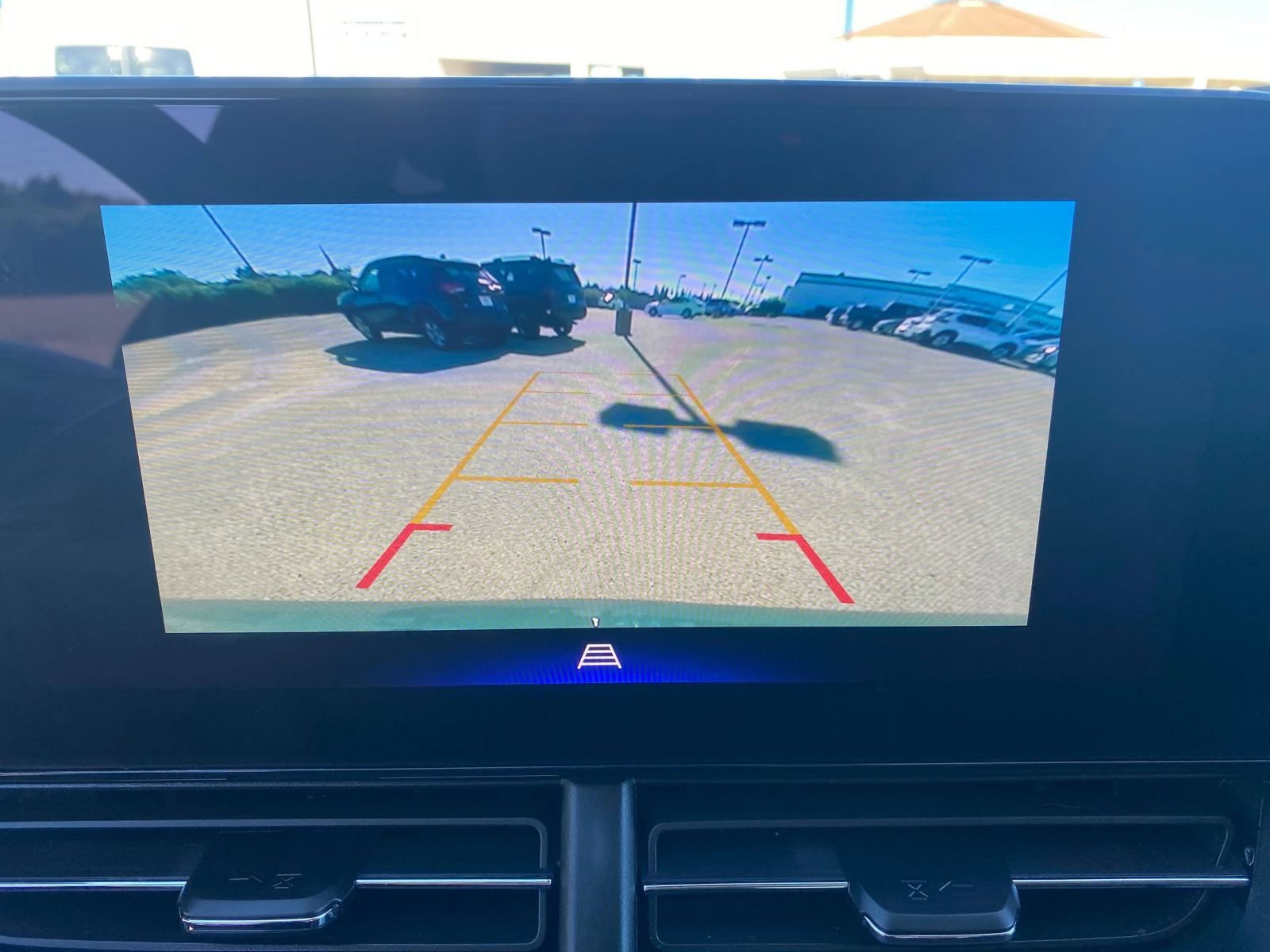 Thumbnail: 2025 Chevrolet Trax - 23