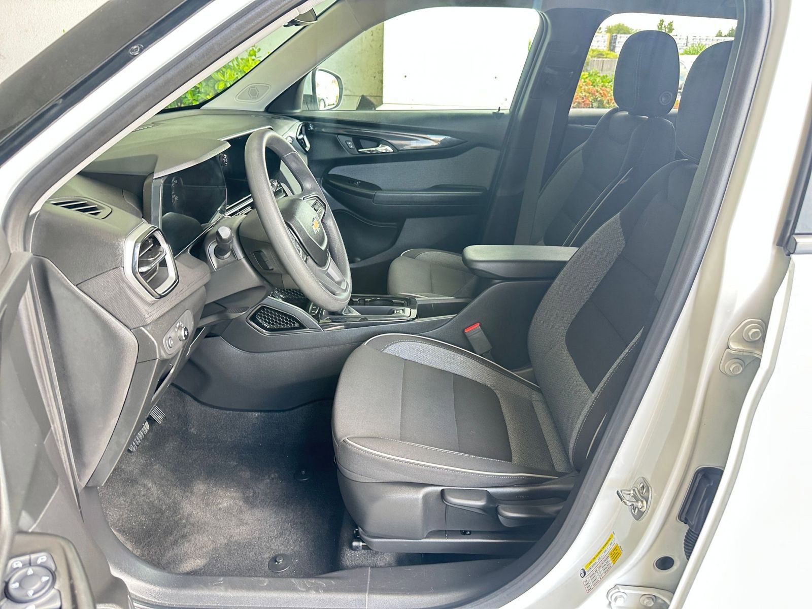 Thumbnail: 2024 Chevrolet TrailBlazer - 27