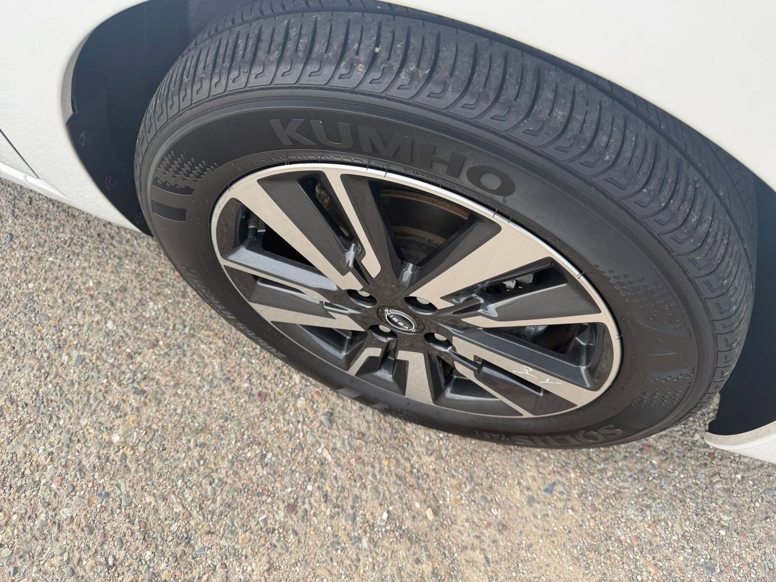 Thumbnail: 2025 Nissan Versa - 30