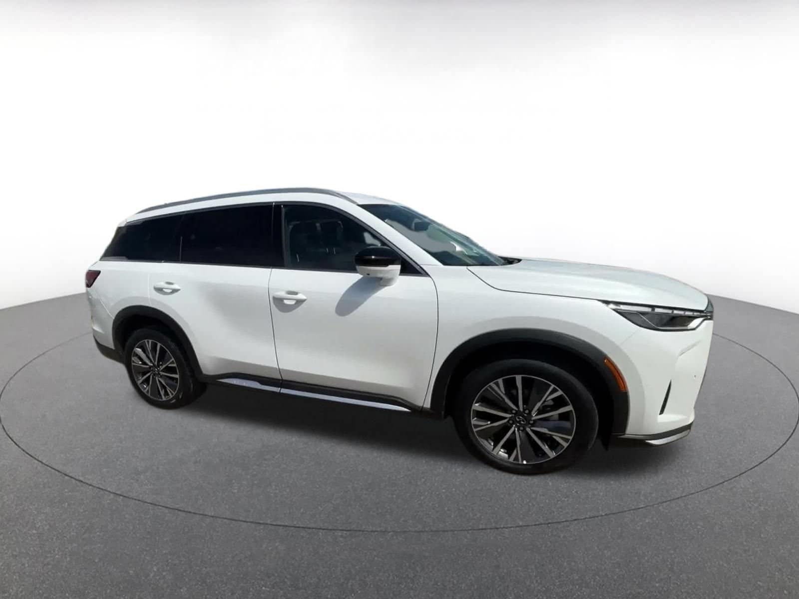 Thumbnail: 2026 INFINITI QX60 - 2