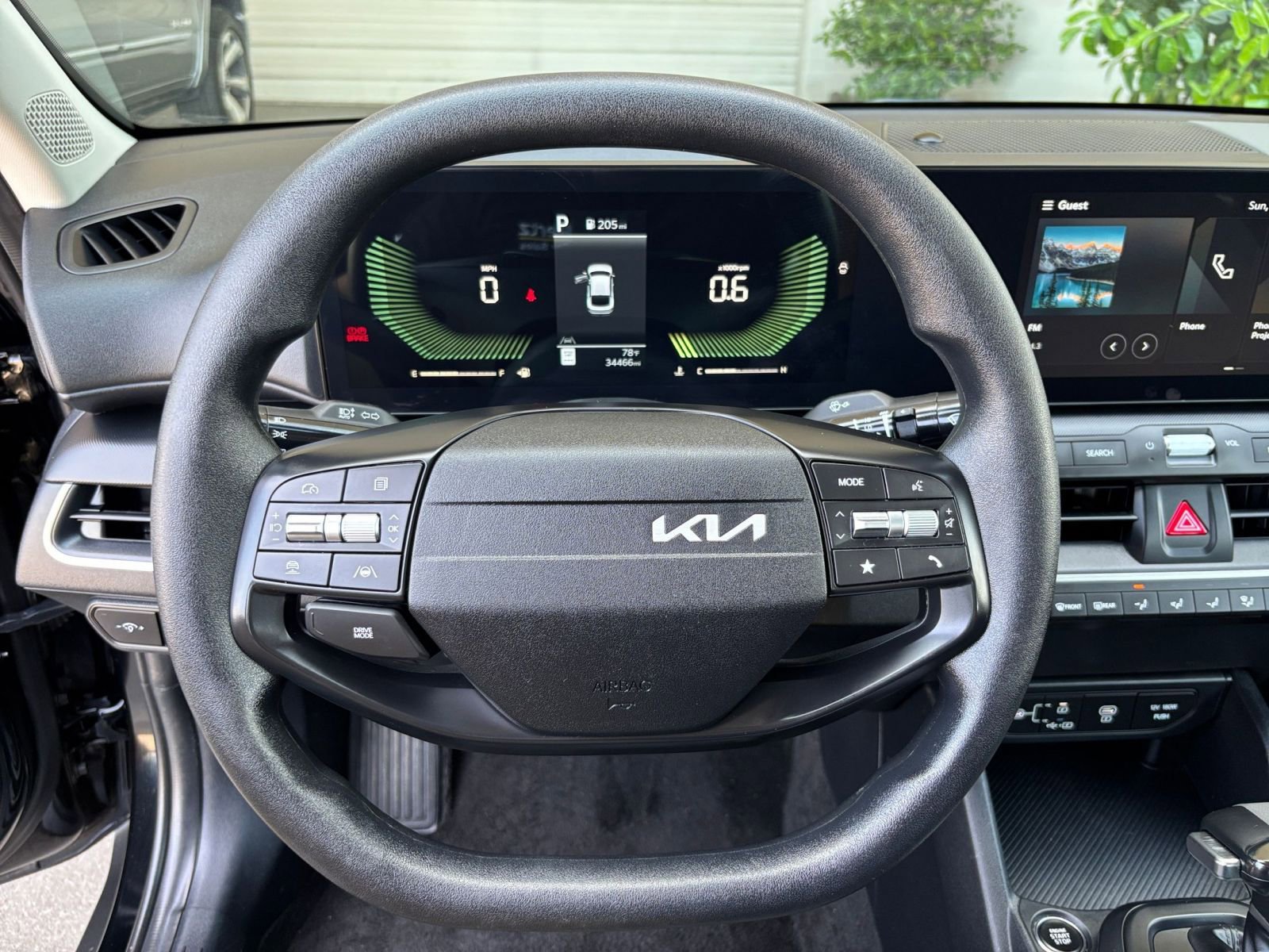Thumbnail: 2025 Kia K4 - 28