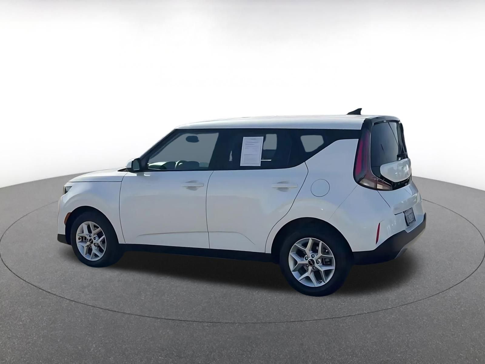 Thumbnail: 2025 Kia Soul - 9