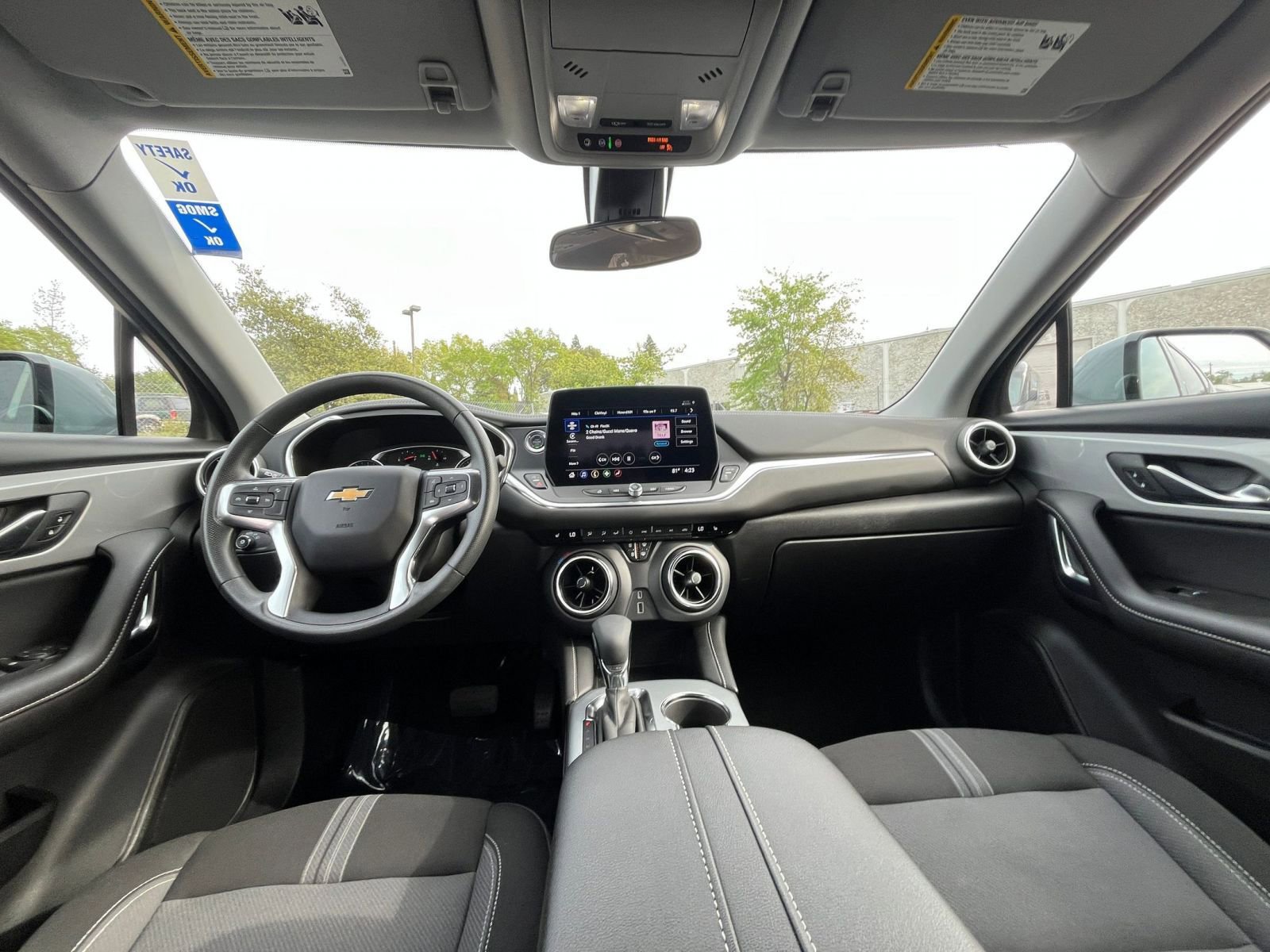 Thumbnail: 2025 Chevrolet Blazer - 35