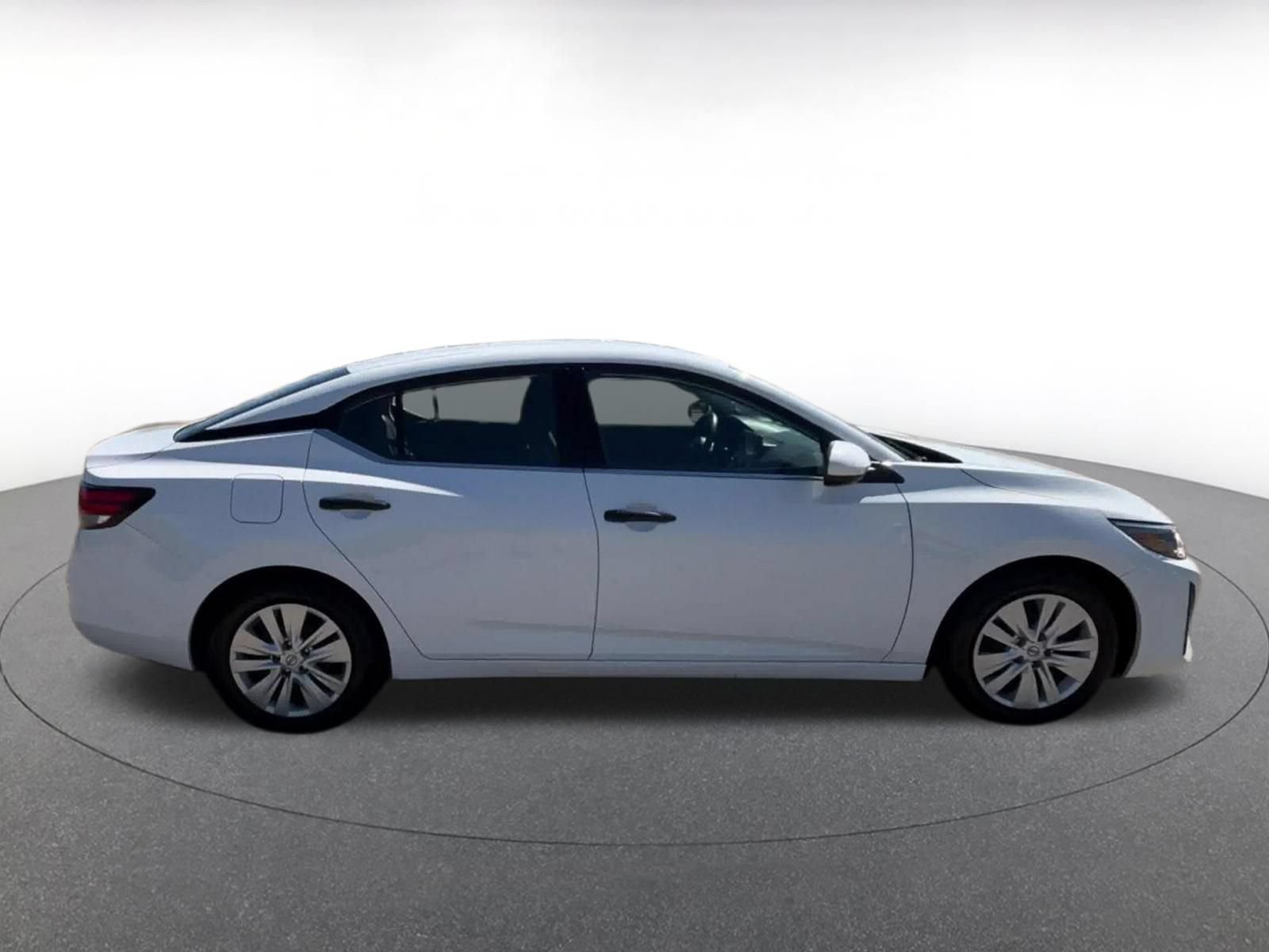 Thumbnail: 2025 Nissan Sentra - 16