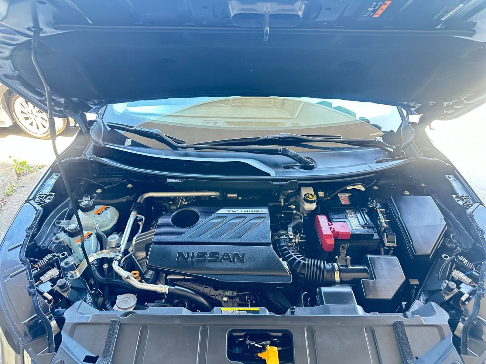 2023 Nissan Rogue SV 32
