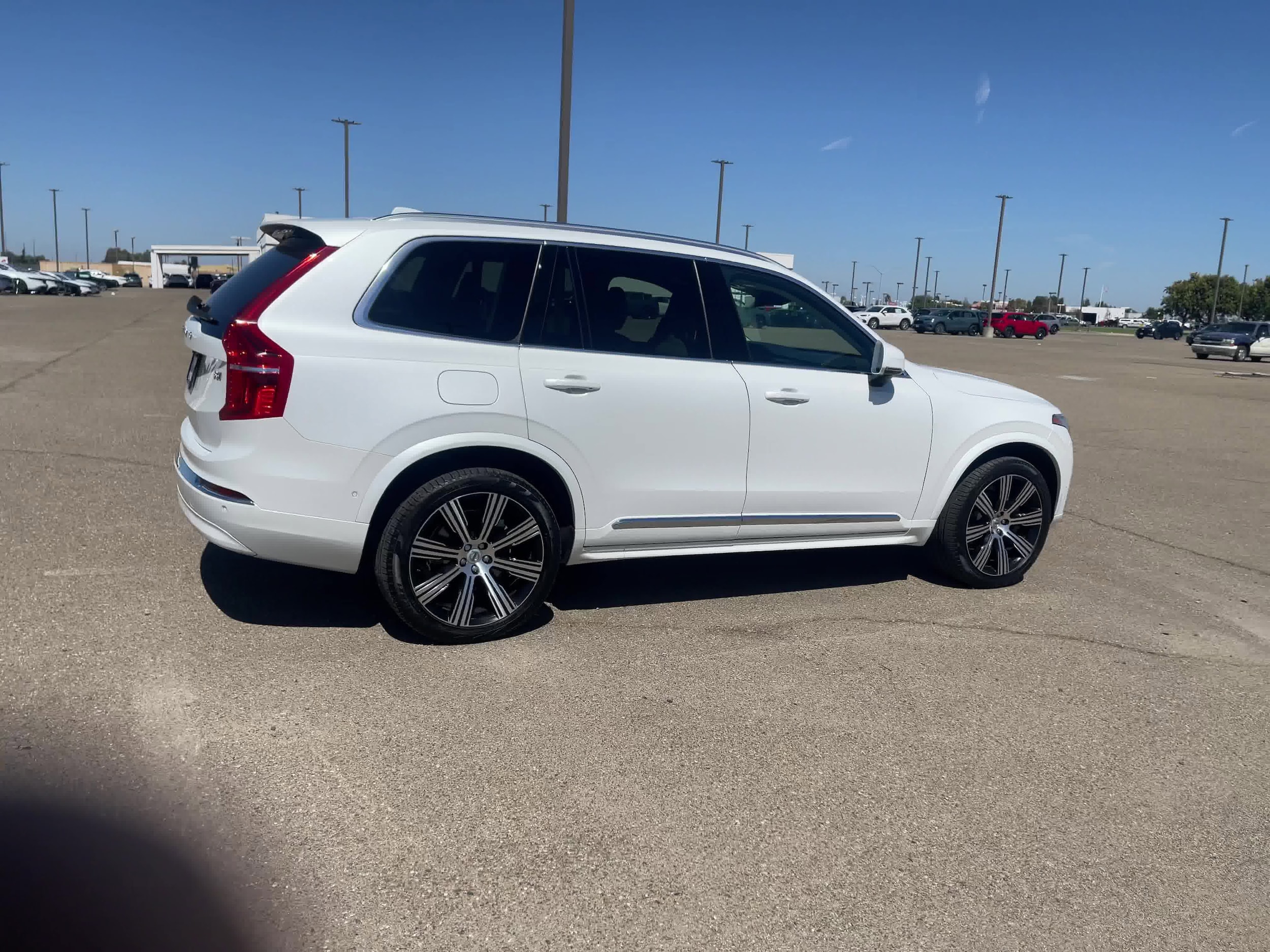 2024 Volvo XC90 B6 Plus 3