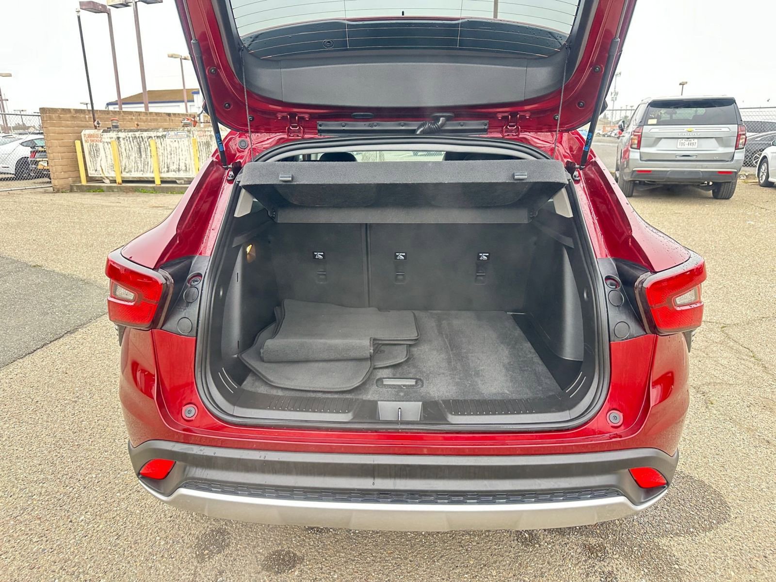 Thumbnail: 2025 Chevrolet Trax - 31