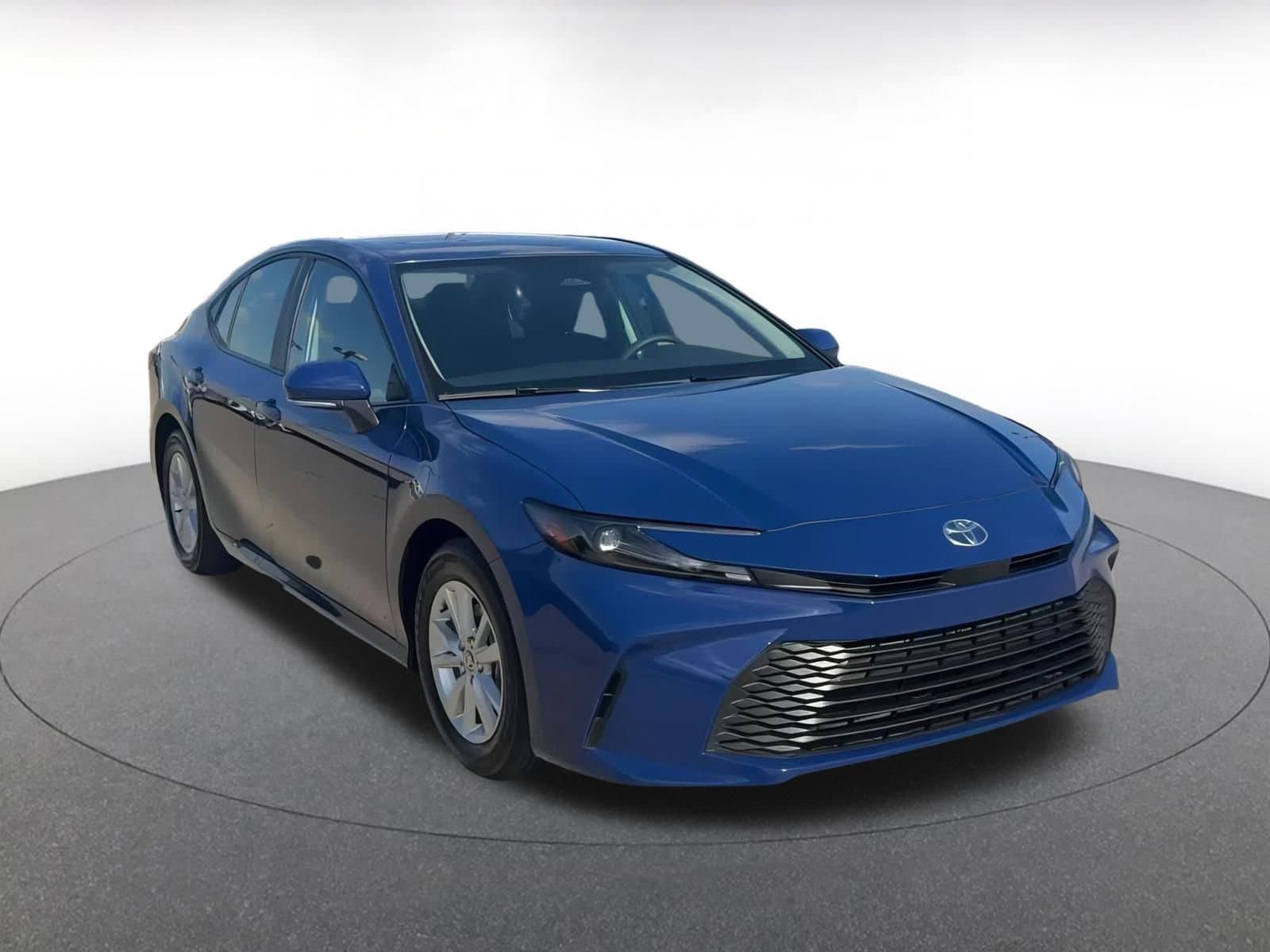 Thumbnail: 2025 Toyota Camry - 3