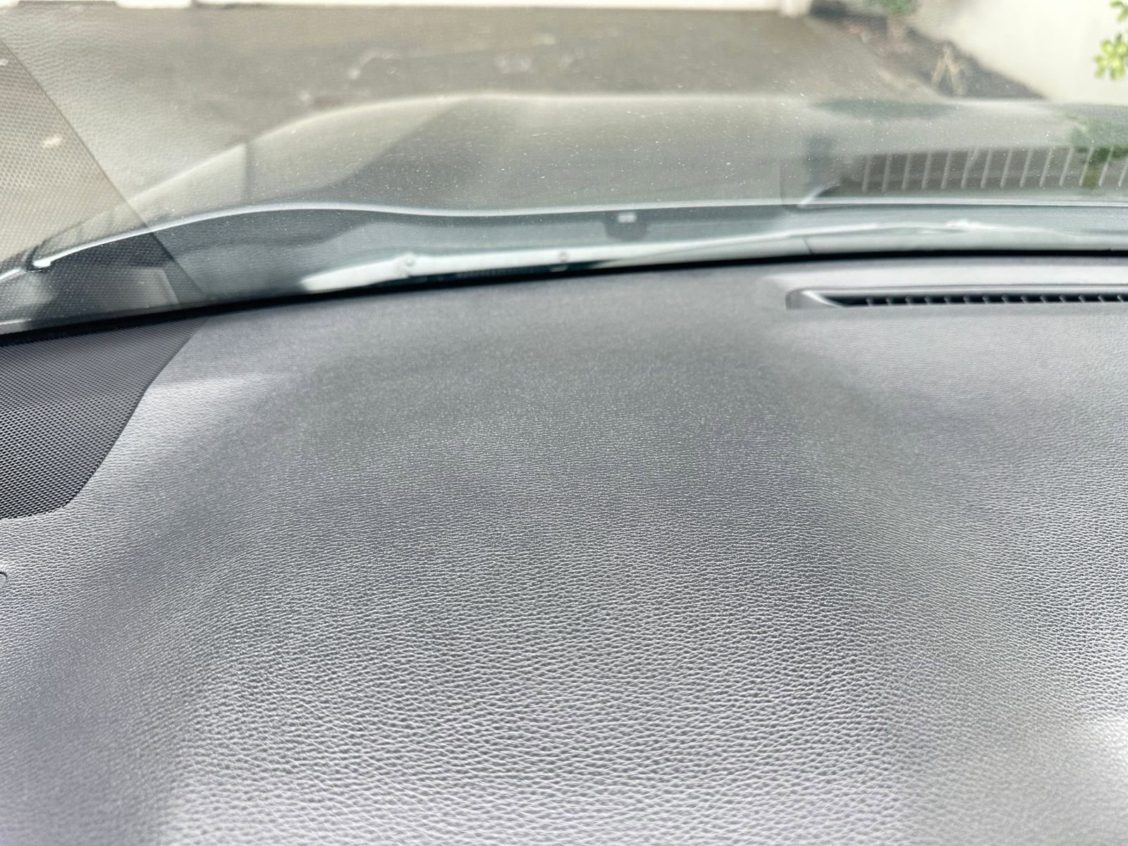 Thumbnail: 2025 Toyota RAV4 - 34