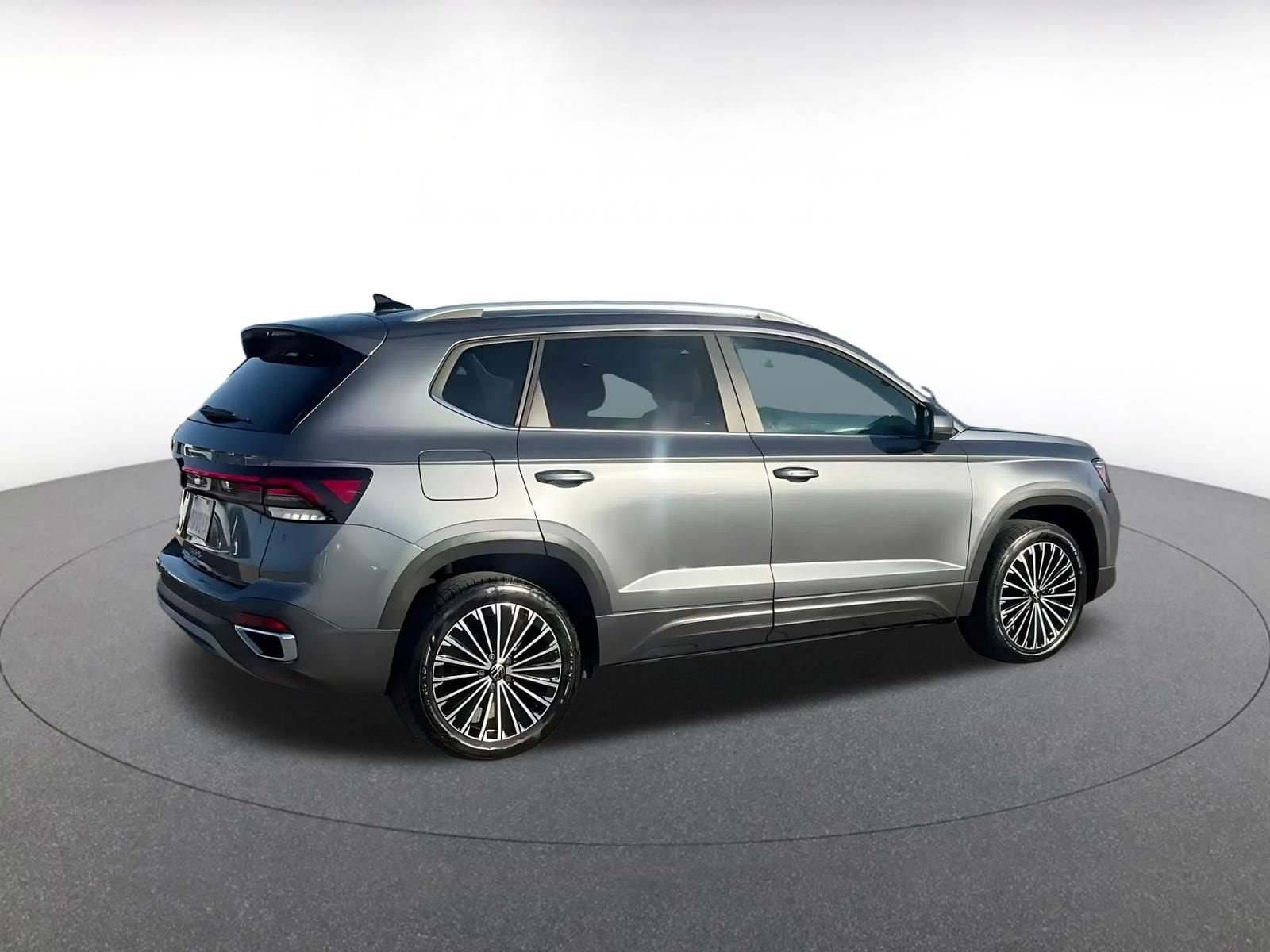 Thumbnail: 2026 Volkswagen Taos - 13