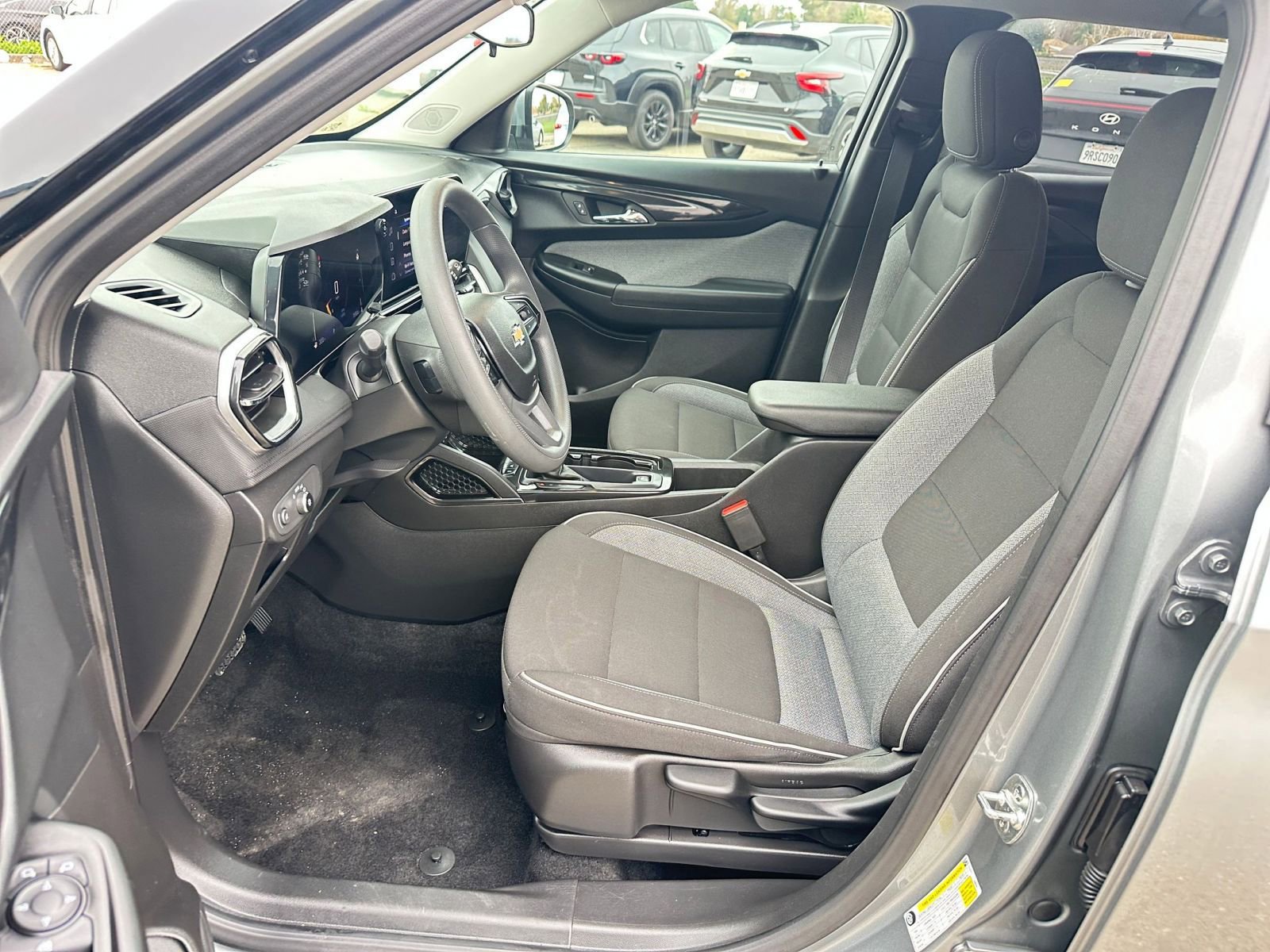 Thumbnail: 2025 Chevrolet TrailBlazer - 28